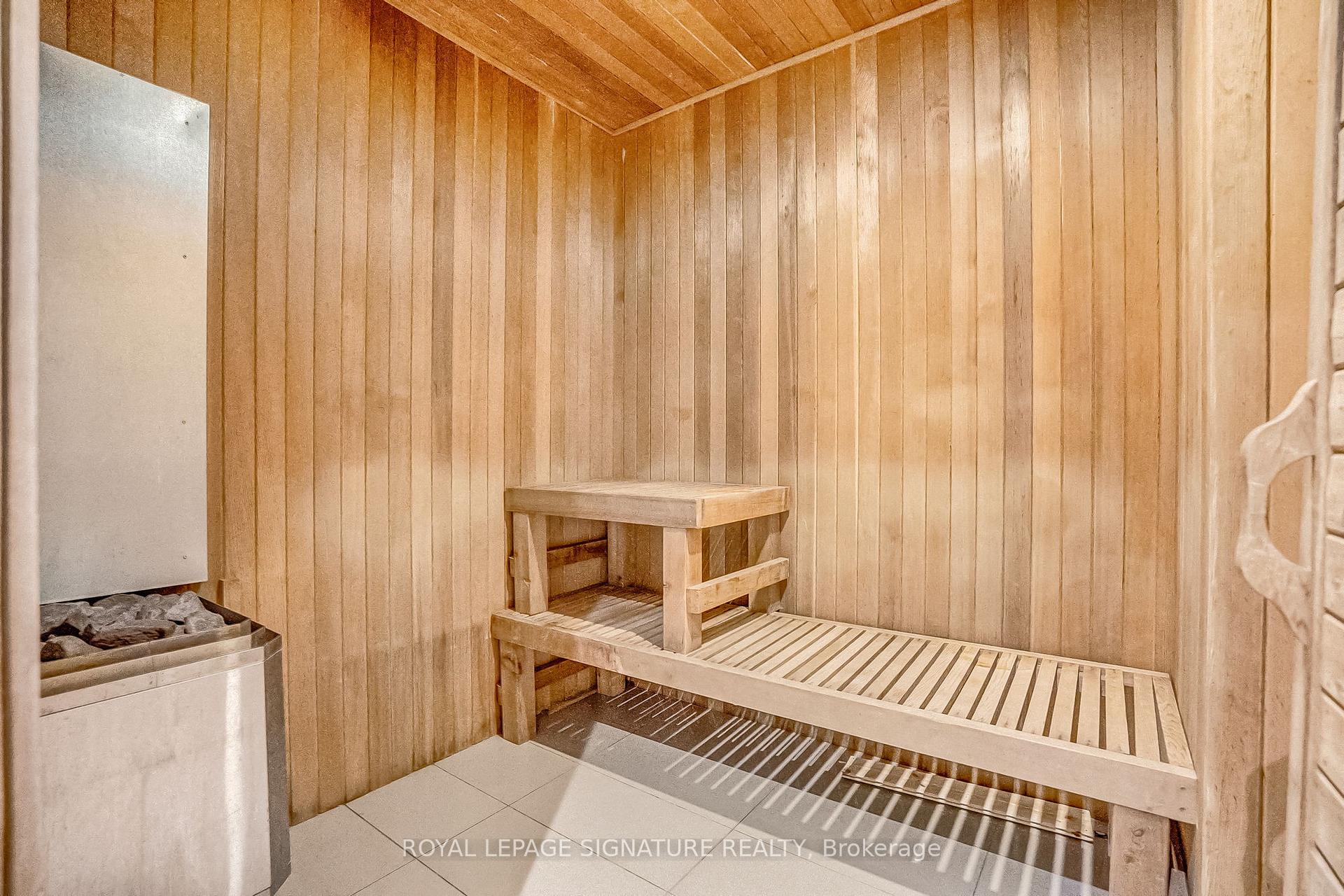1 Bedroom Condo at 33 Shore Breeze,  Toronto For sale