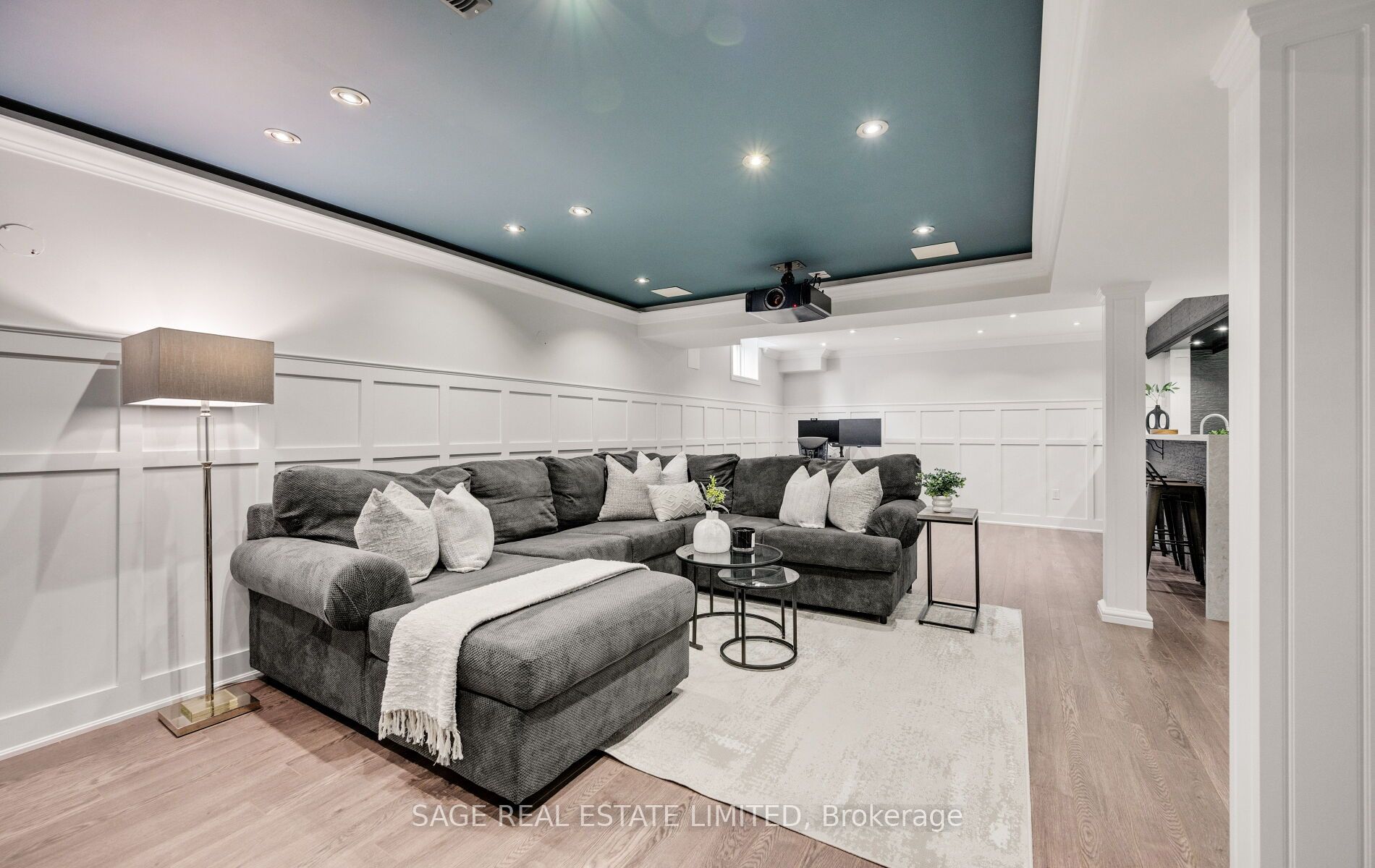 3911 Rosanna Drive