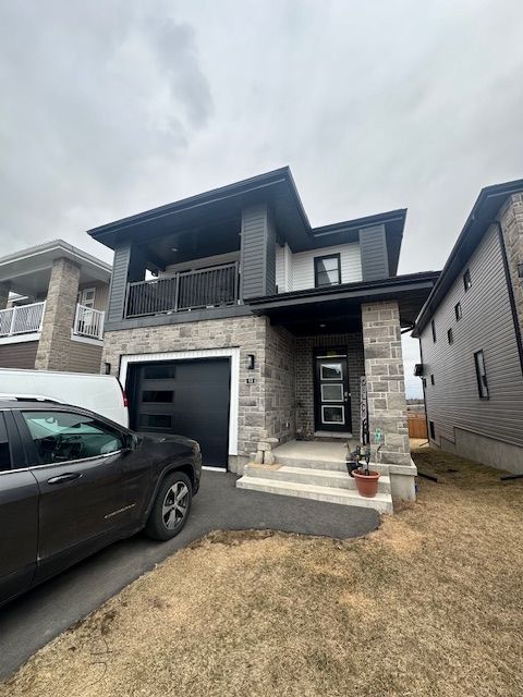 13 Erie Court Loyalist Ontario K7N 0E3