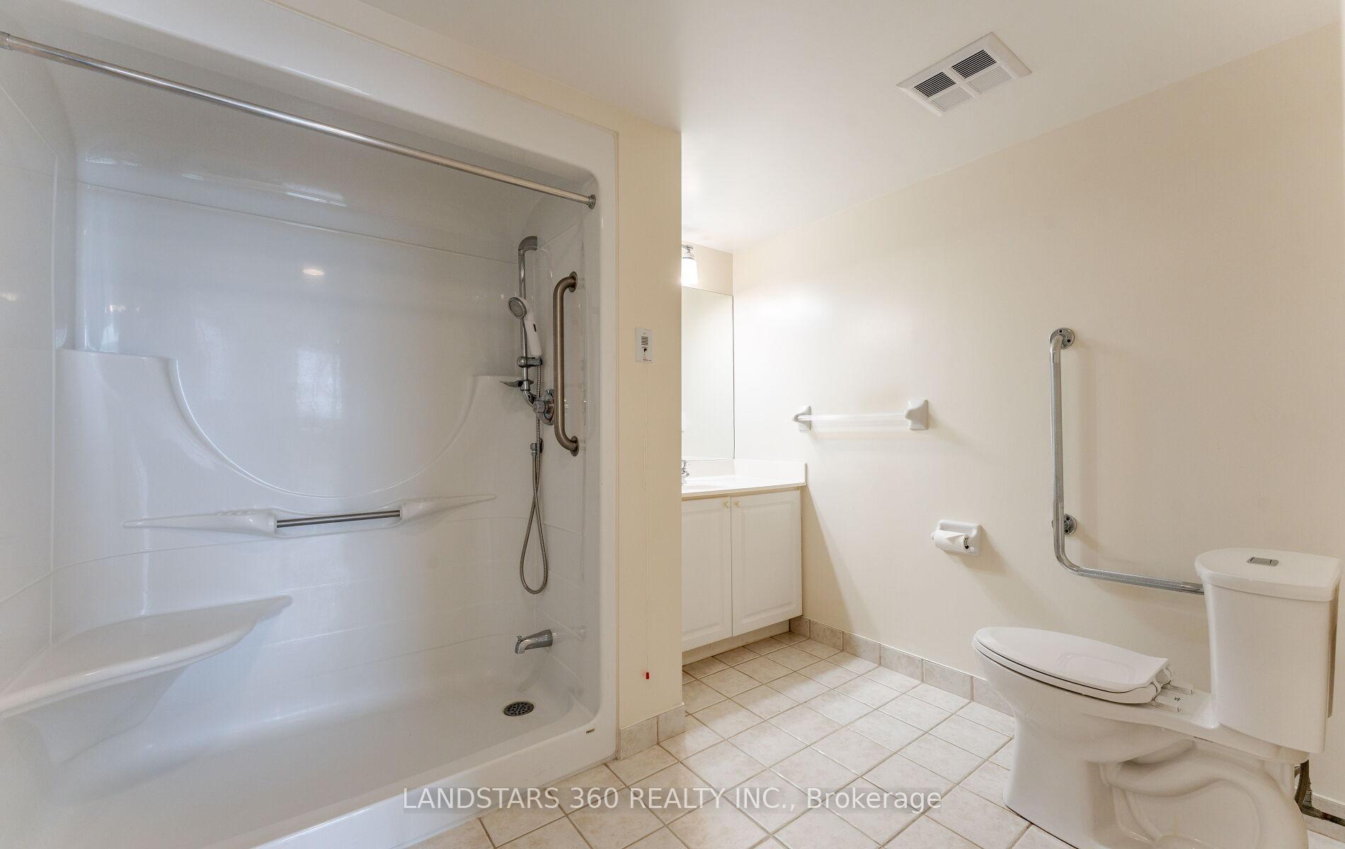 2 Bedrooms Condo at 3088 Kennedy, Toronto For sale