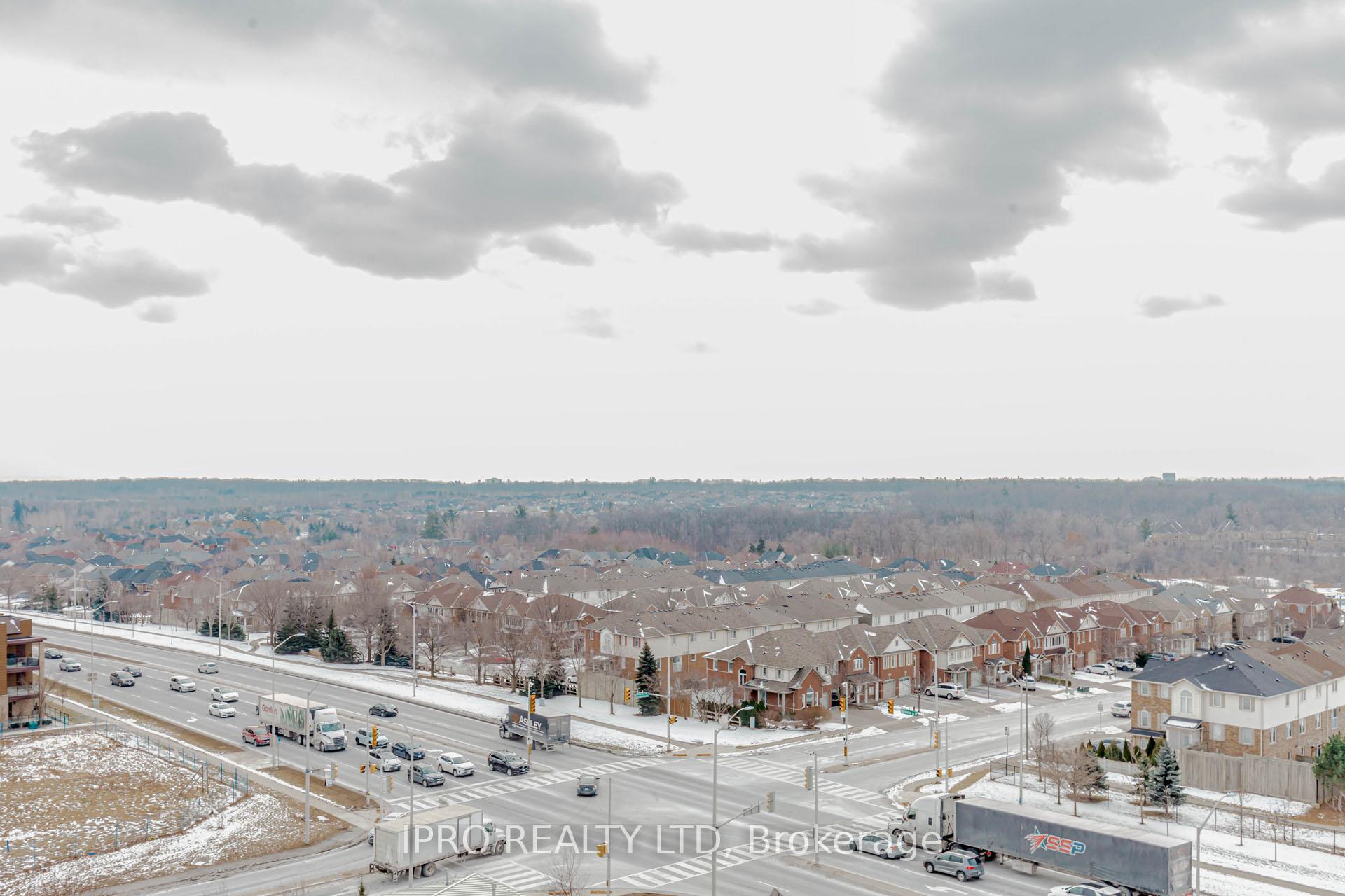 2 Bedrooms Condo at 2450 OLD BRONTE, Oakville For sale