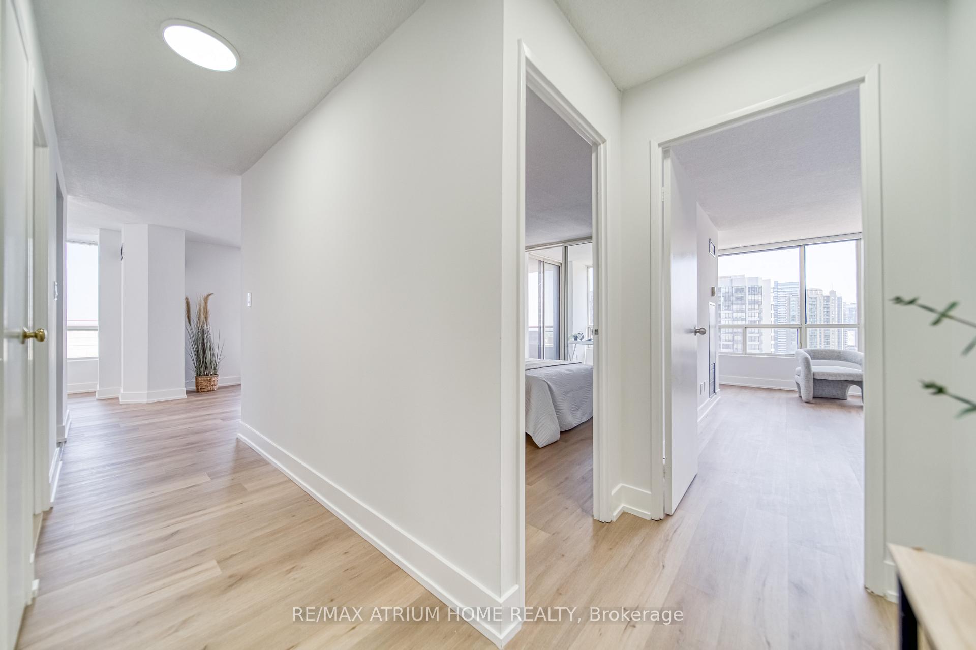3 Bedrooms Condo at 5765 Yonge, Toronto For sale