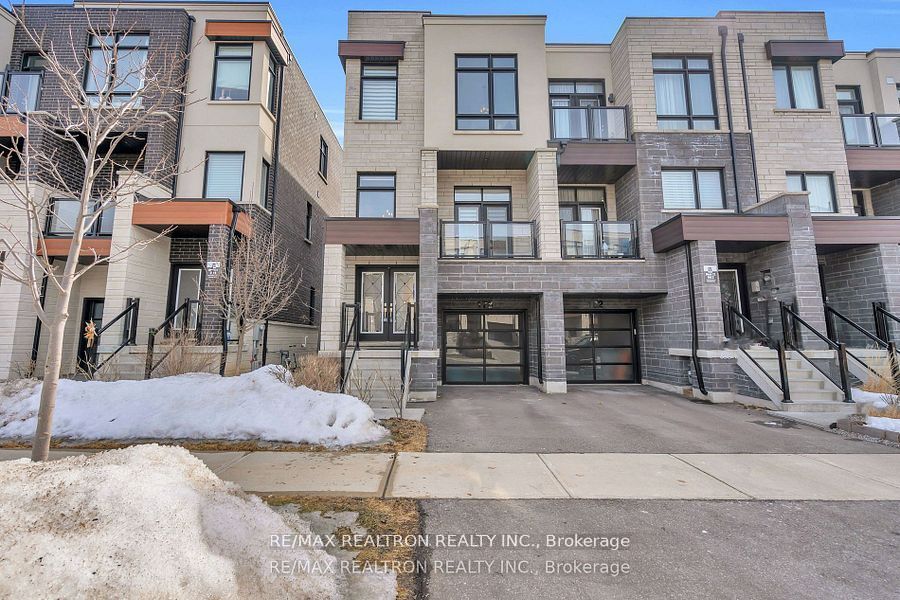178 Golden Trail, Vaughan, ON L6A 5A1
