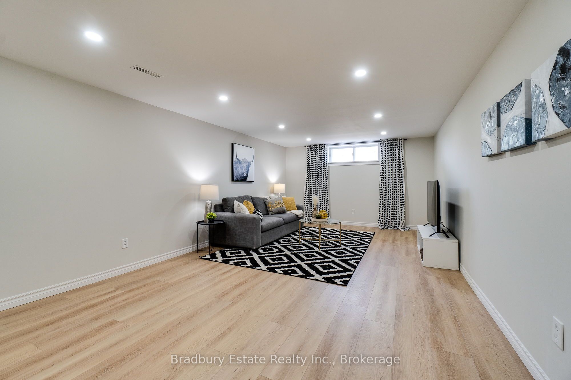 3092 Palmer Drive