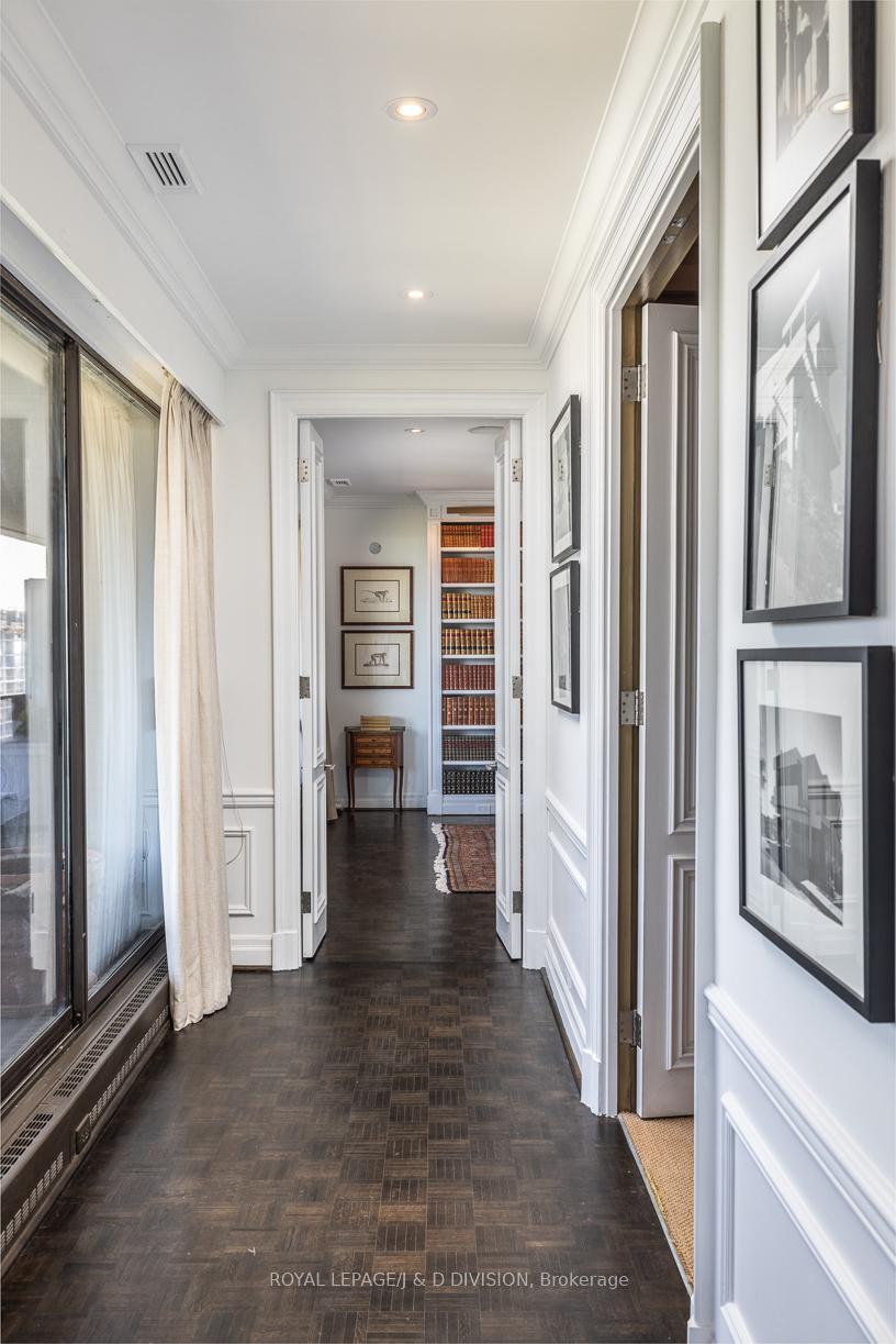 1 Bedroom Co-op at 20 Avoca, Toronto For sale