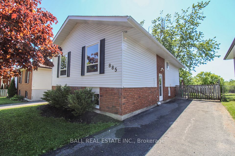885 Stewart