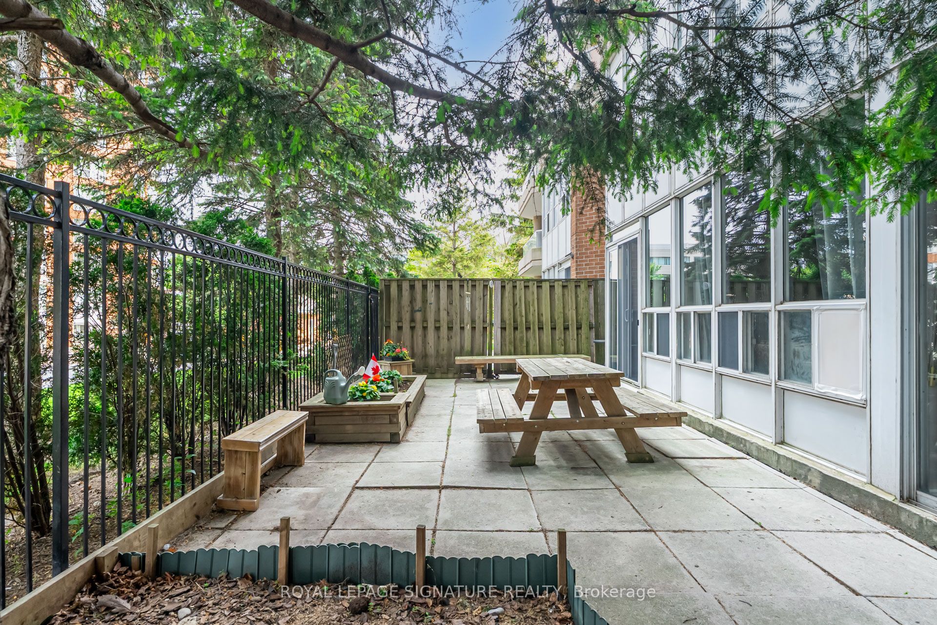 400 McLevin Avenue, #102