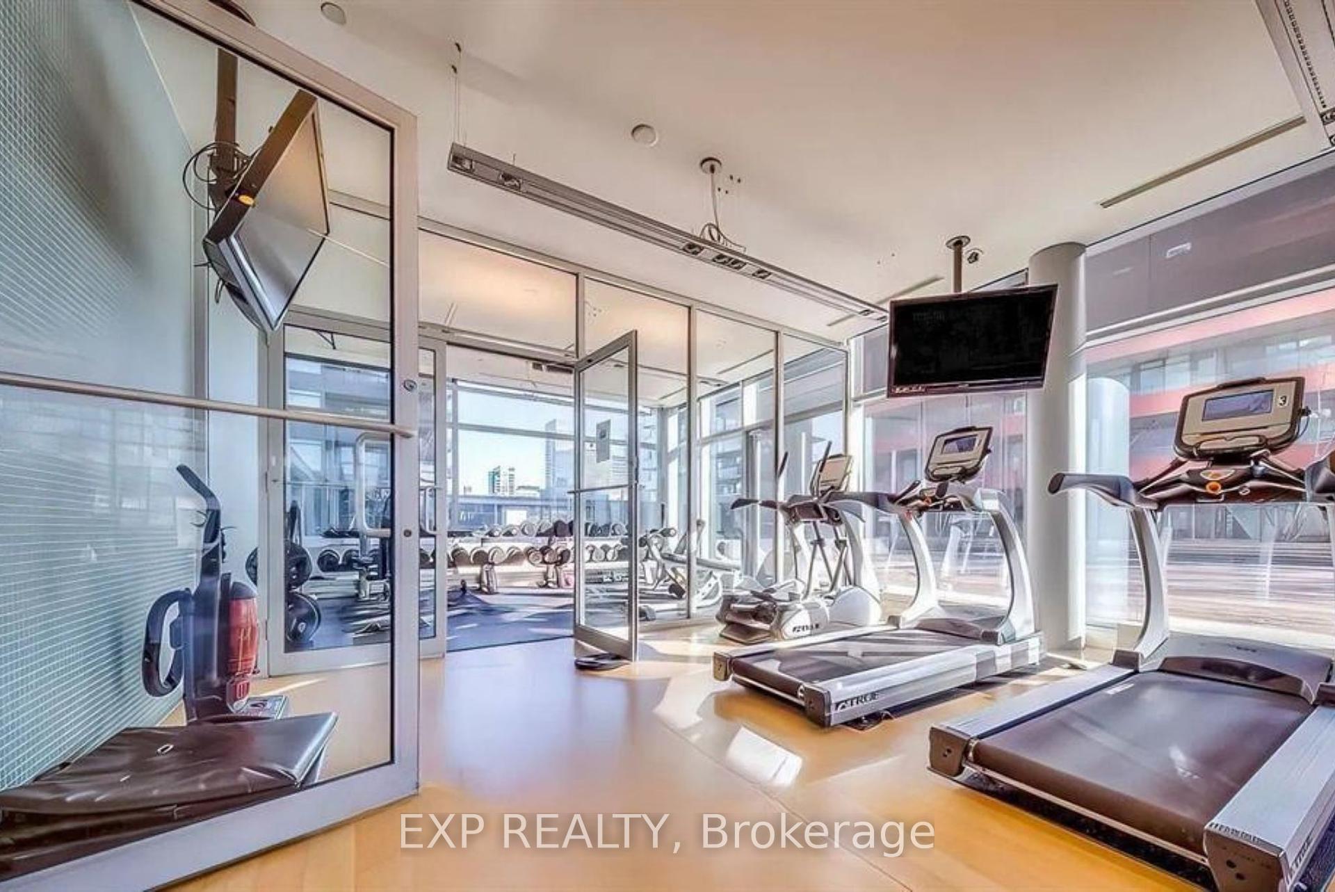 2 Bedrooms Condo at 4K Spadina, Toronto For sale