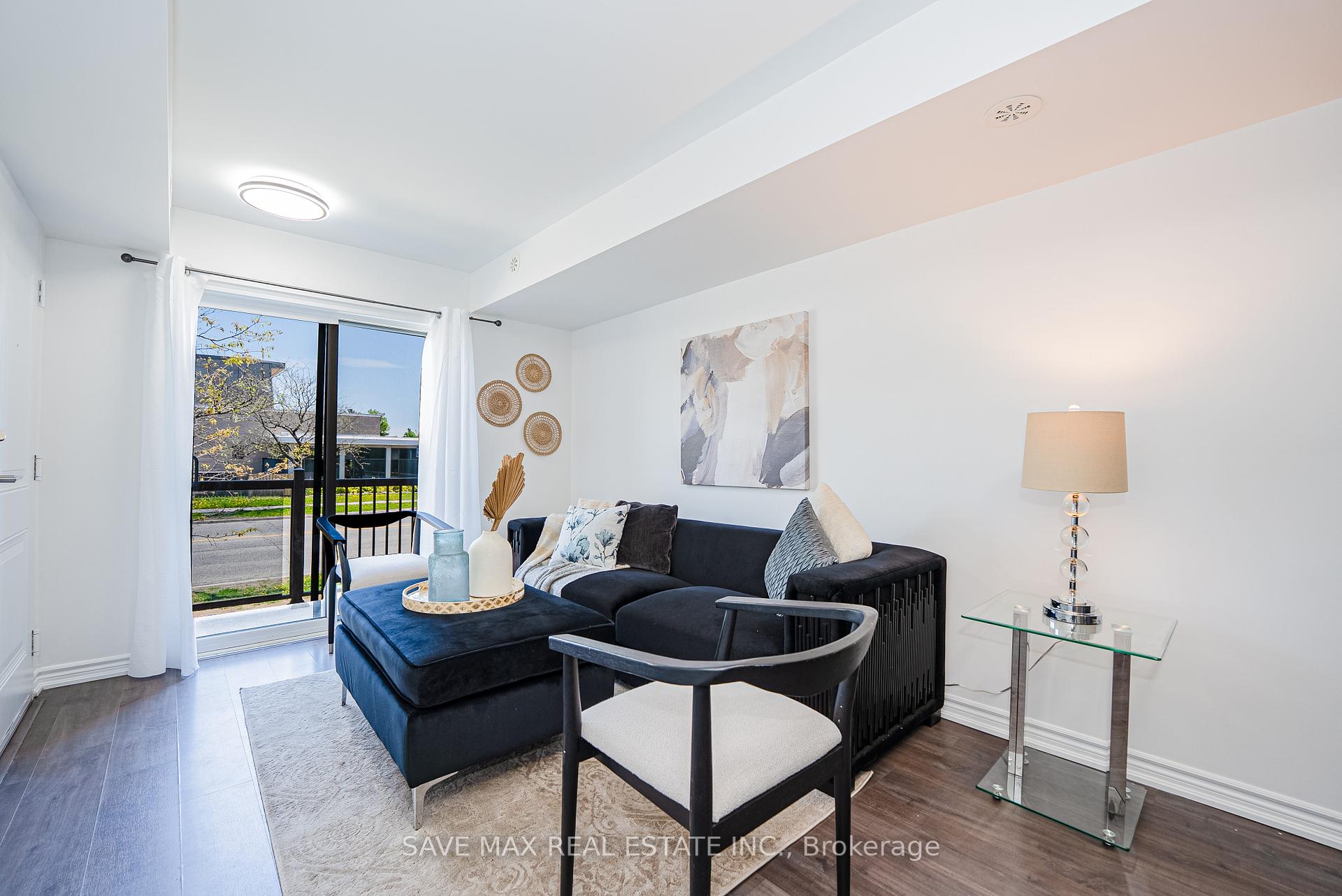 3 Bedrooms Condo at 1070 Progress, Toronto For sale