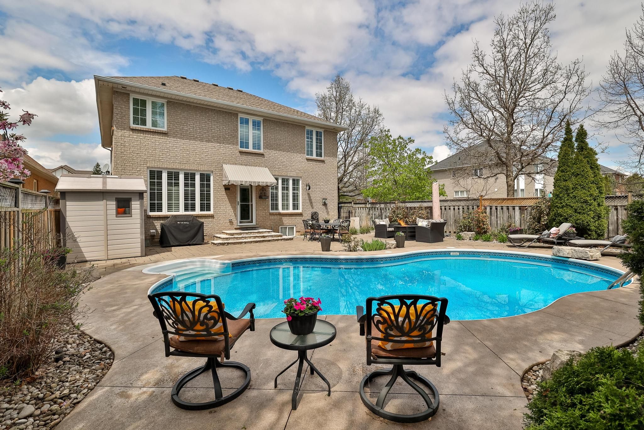 2048 Heatherwood Drive