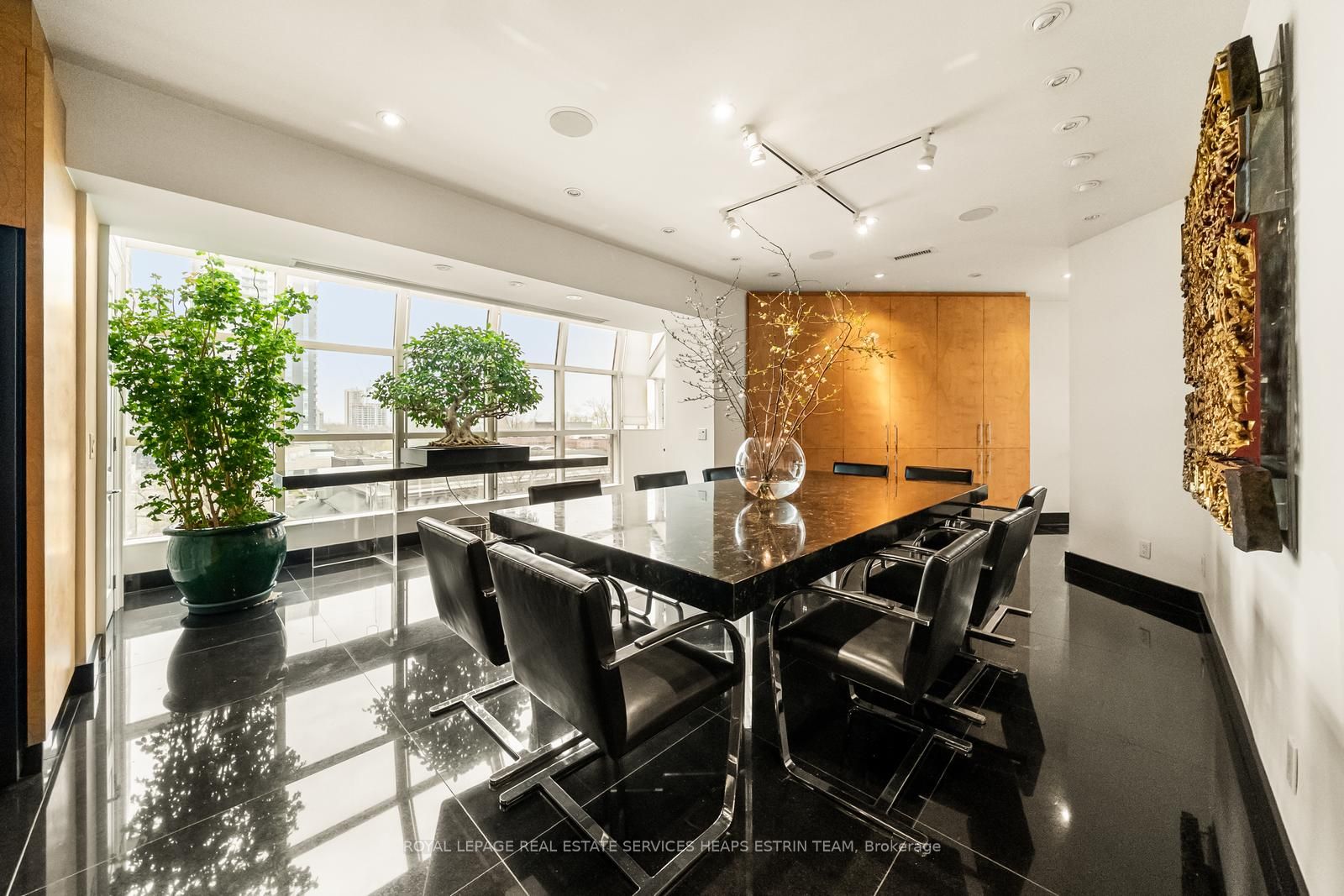 2 Lynwood Avenue, #PH1