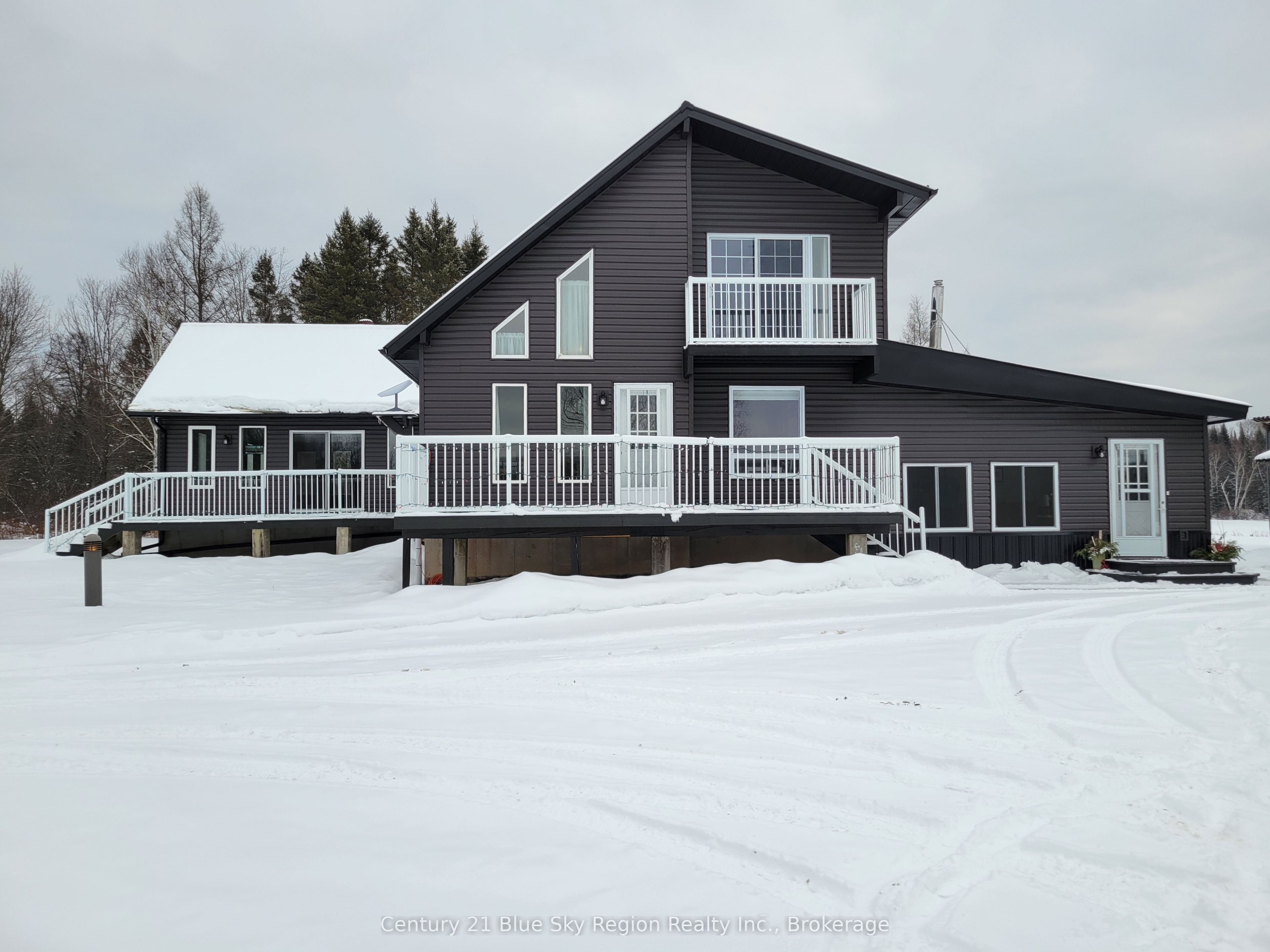 78 Papineau Road, Mattawa, ON P0H 1V0