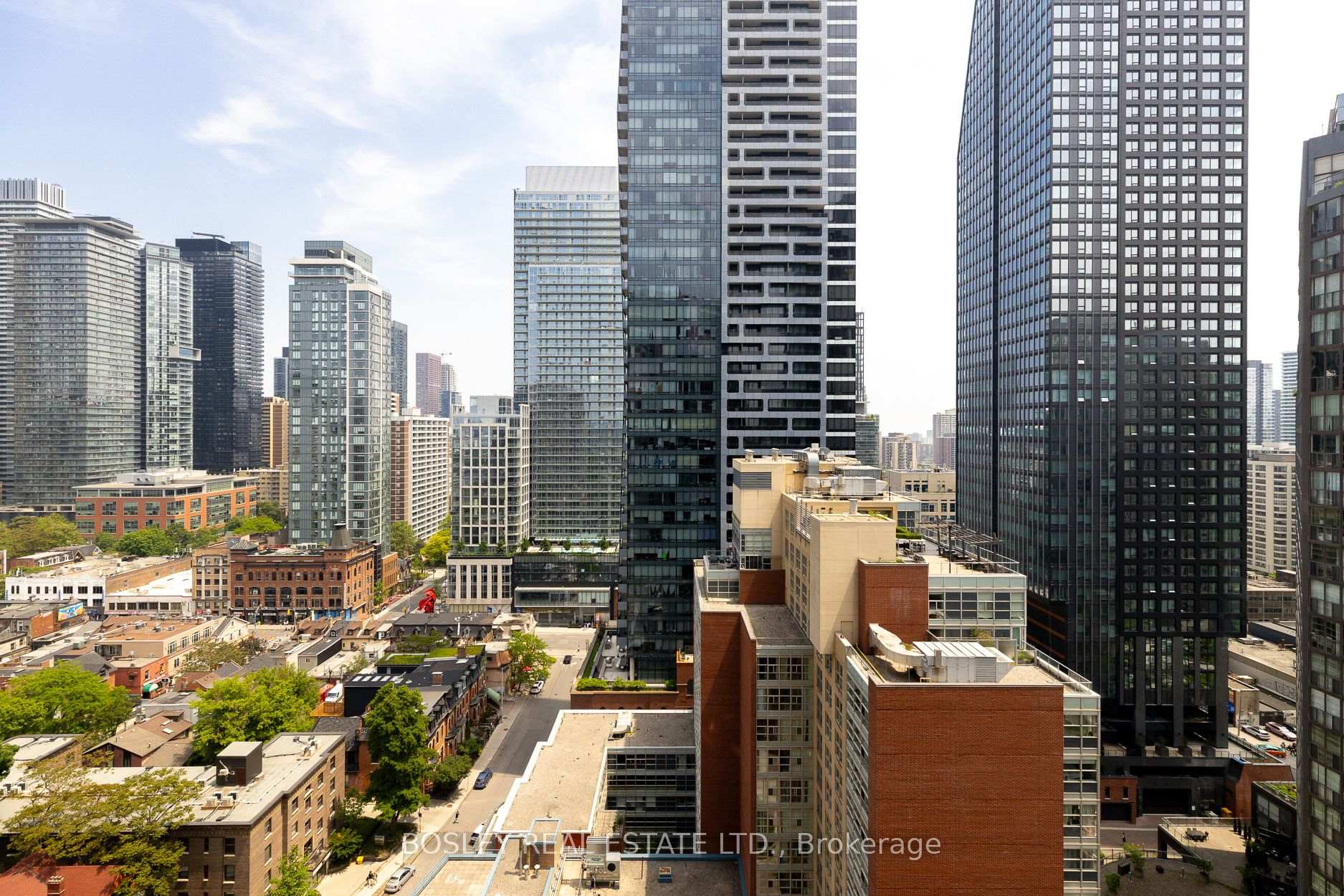 2 Bedrooms Condo at 1001 Bay, Toronto For sale