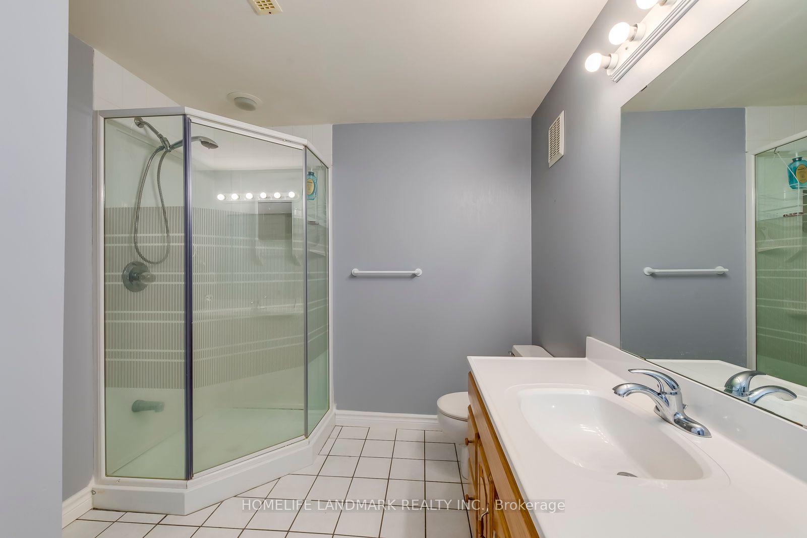 503 Blenheim Crescent