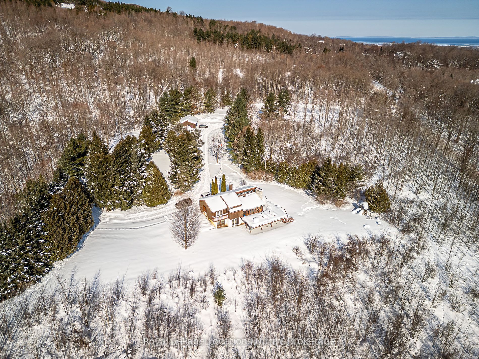 795310 The Blue Mountains Clearview Townline