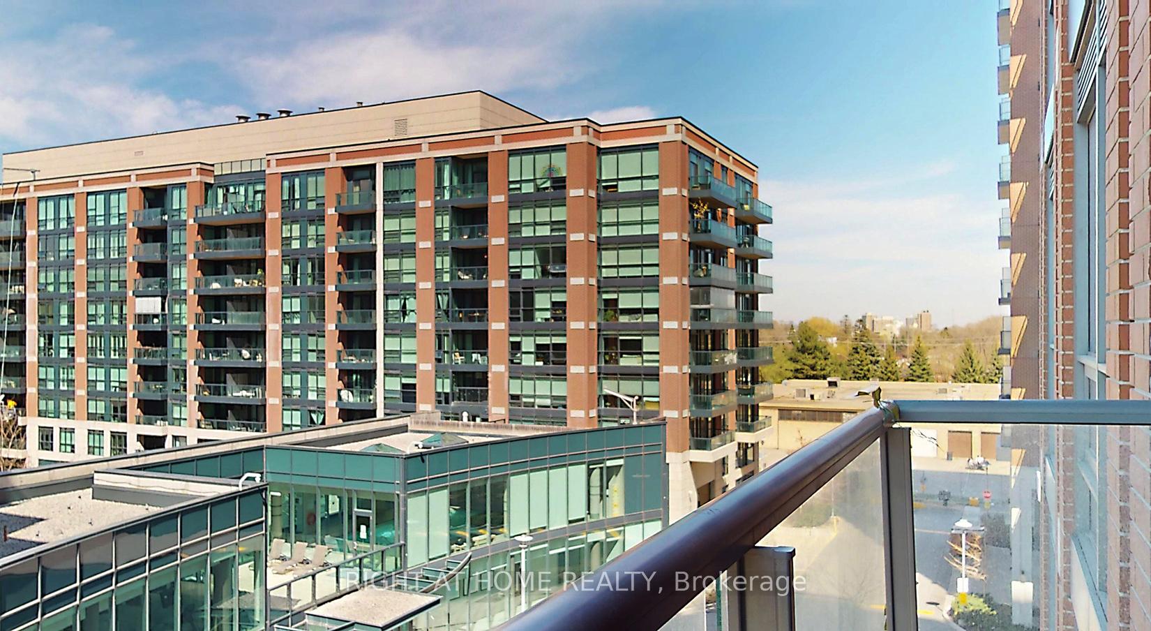 1 Bedroom Condo at 31 Tippet,  Toronto For sale