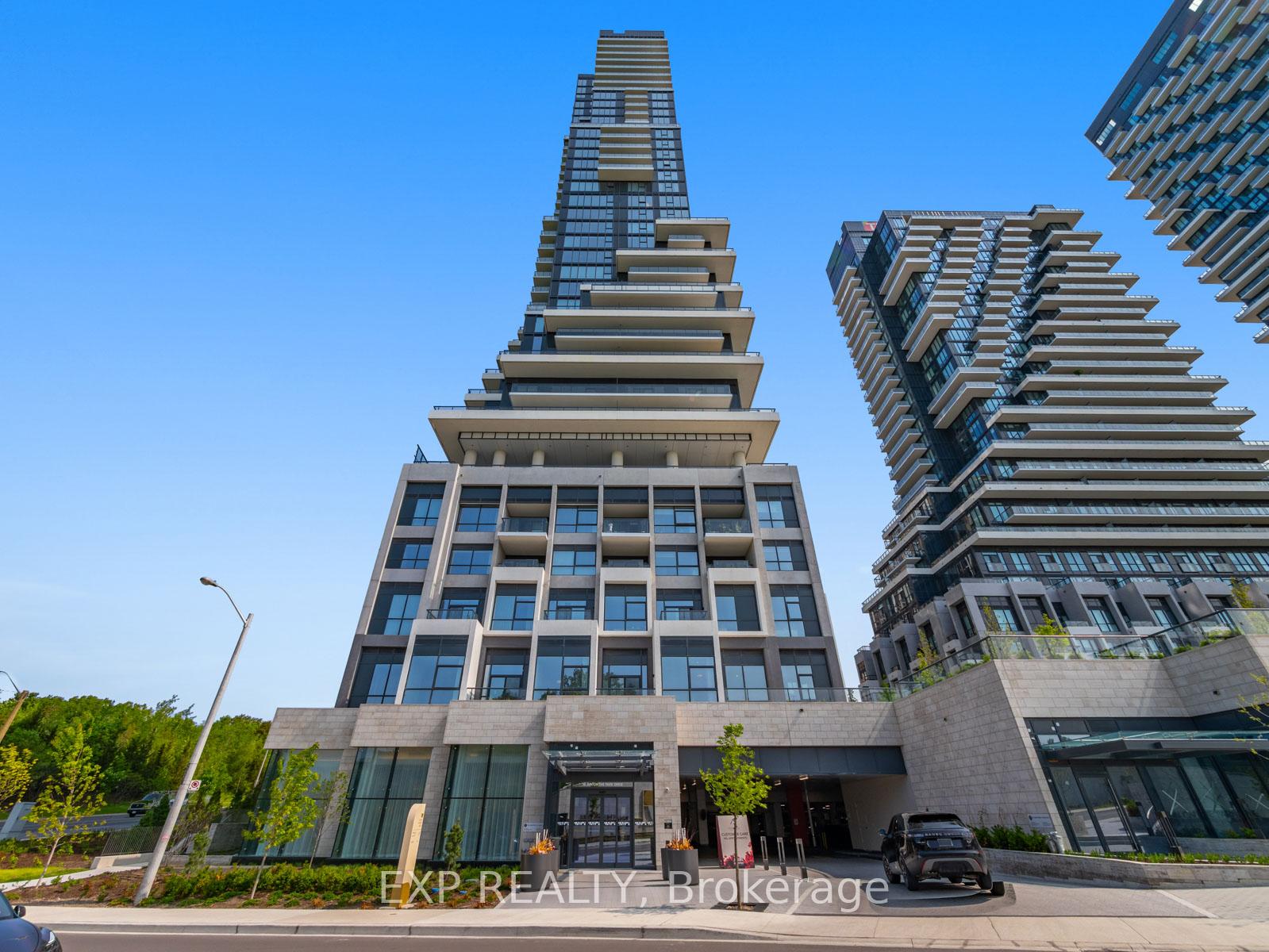 2 Bedrooms Condo at 10 Inn On The Park, Toronto For sale