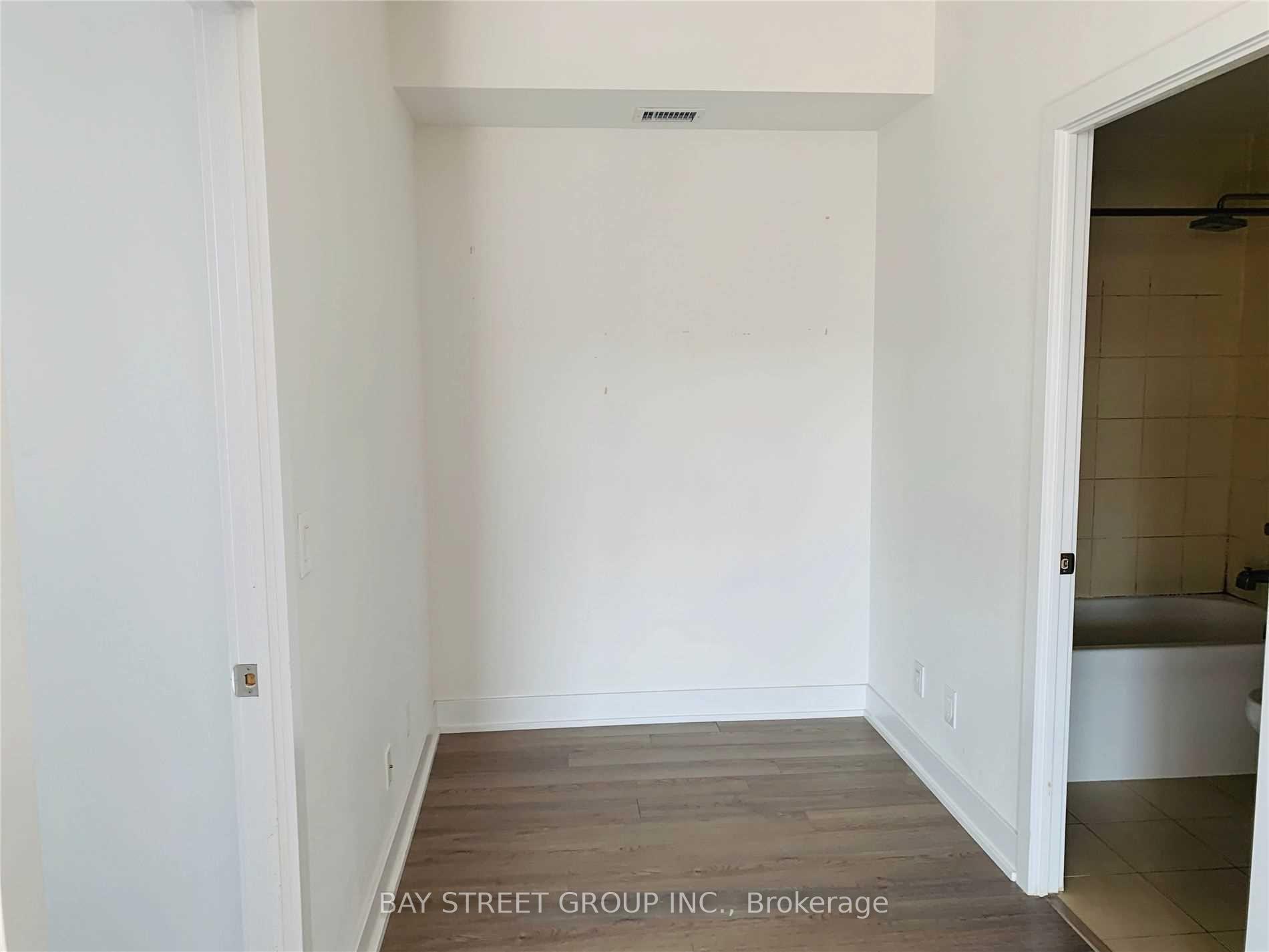 2 Bedrooms Condo at 318 Richmond,  Toronto For sale