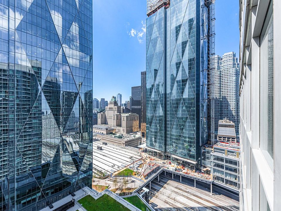 18 Yonge Street 3013