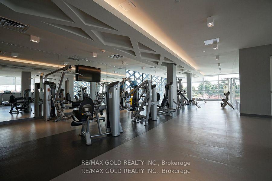 2 Bedrooms Condo at 4633 Glen Erin, Mississauga For sale