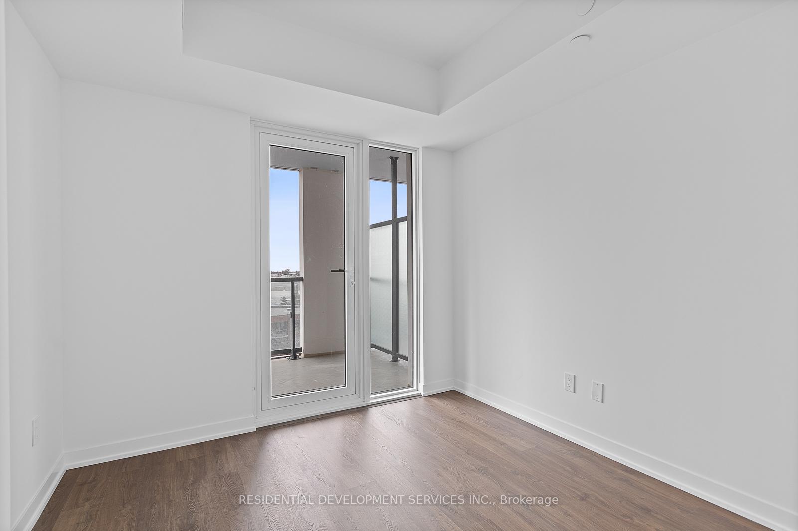 3 Bedrooms Condo at 500 Wilson,  Toronto For sale