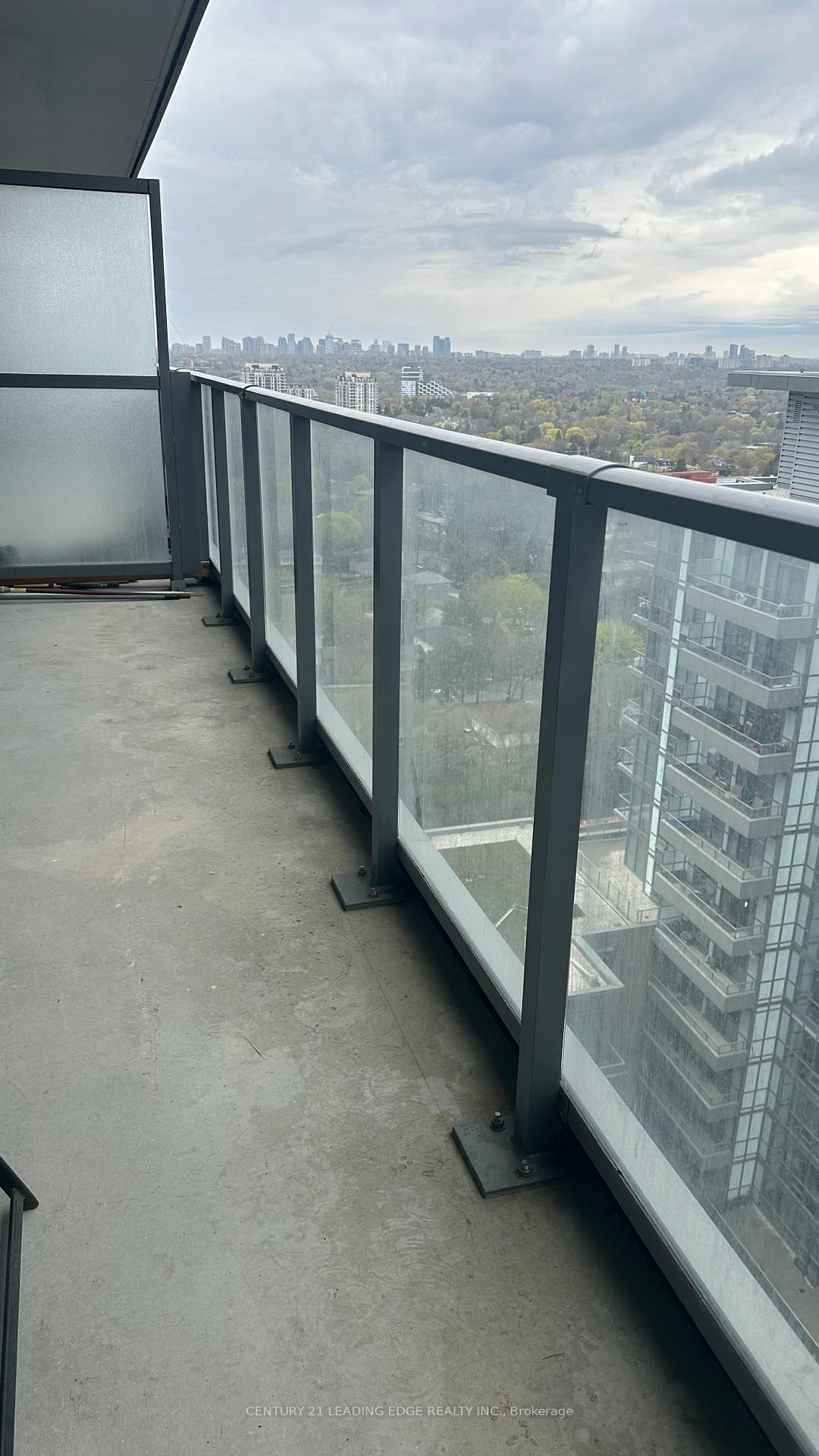 2 Bedrooms Condo at 50 FOREST MANOR, Toronto For sale