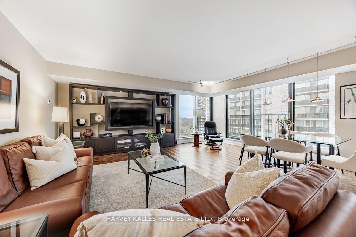 3 Bedrooms Condo at 447 Walmer, Toronto For sale