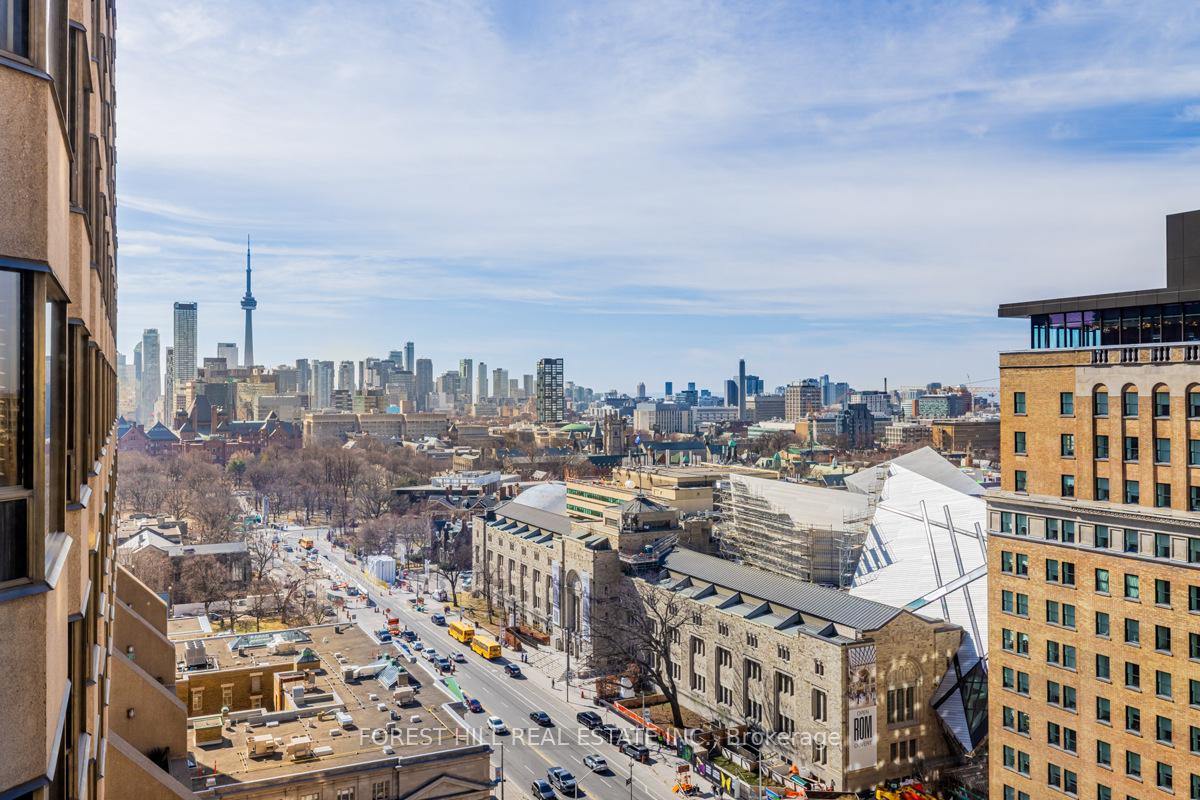 2 Bedrooms Condo at 175 Cumberland, Toronto For sale