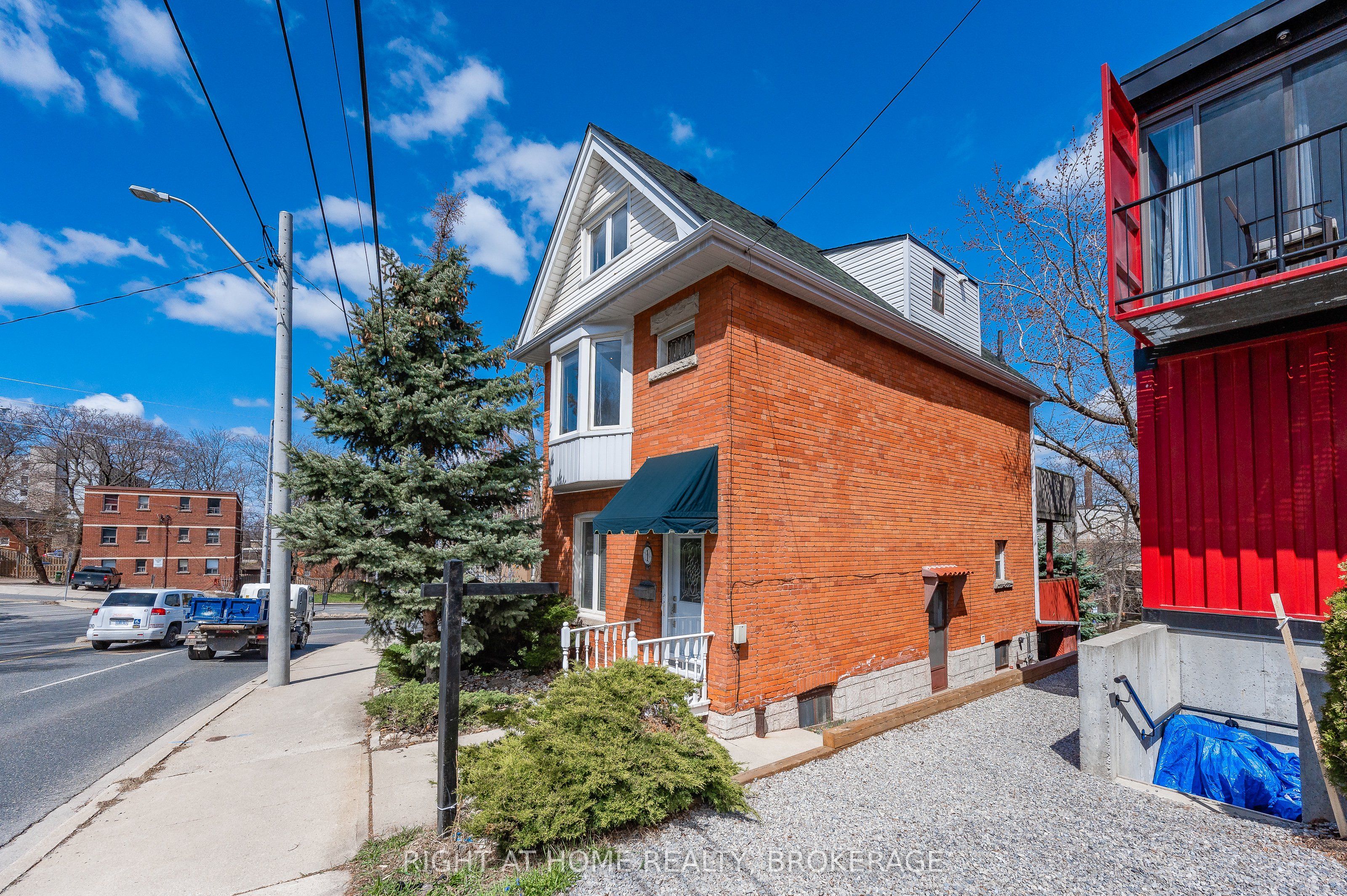 1 Arkledun Avenue