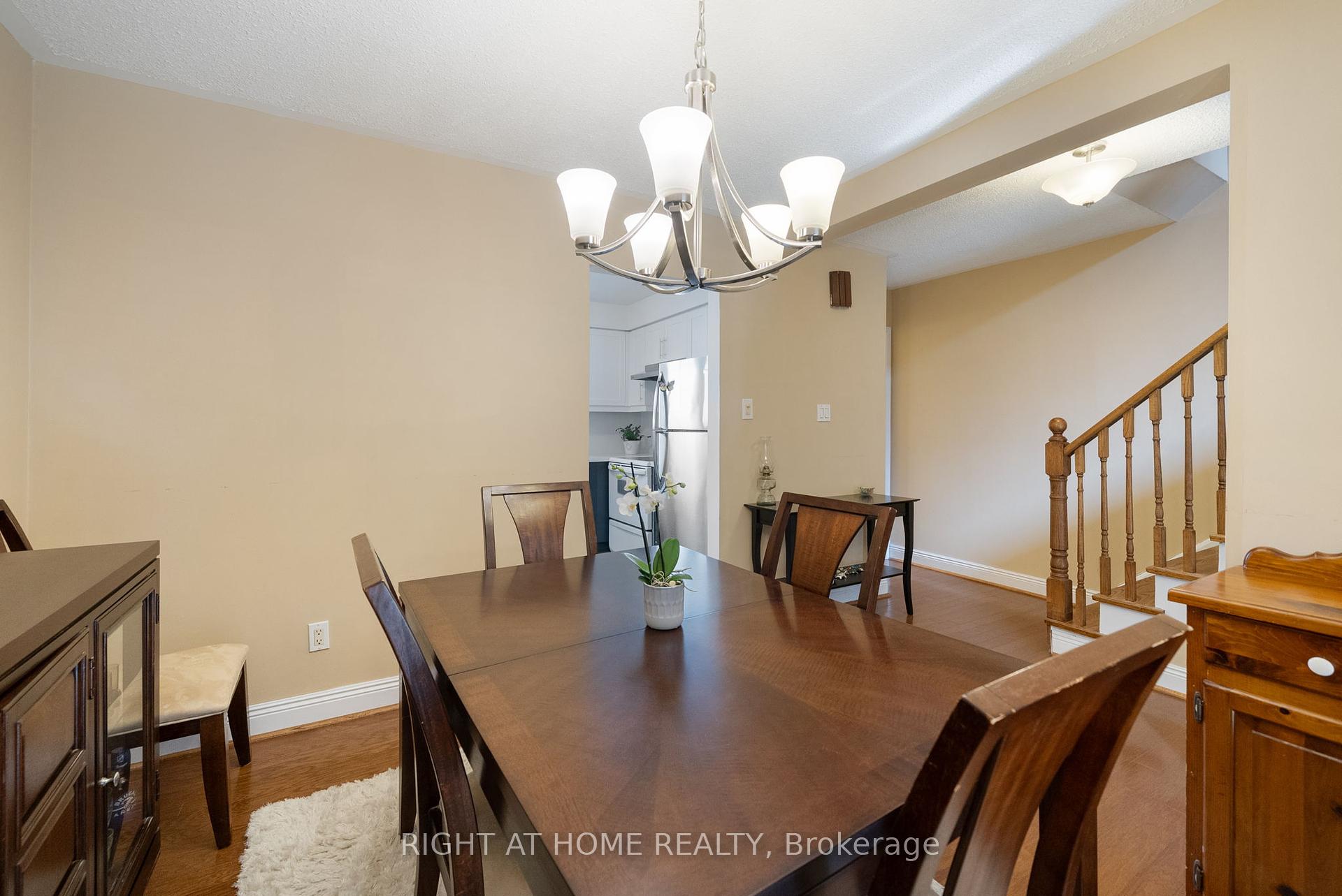 3 Bedrooms Condo at 121 Centennial, Toronto For sale
