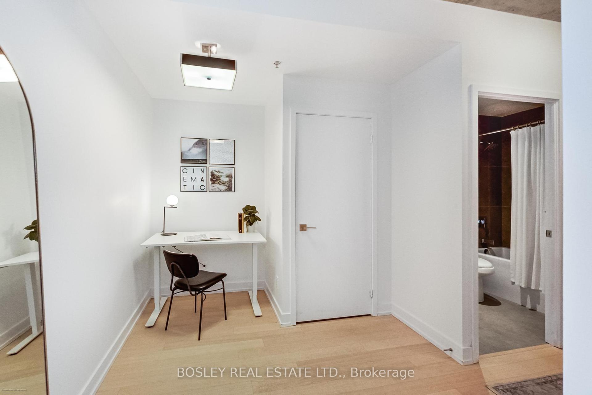 3 Bedrooms Condo at 20 Minowan Miikan, Toronto For sale