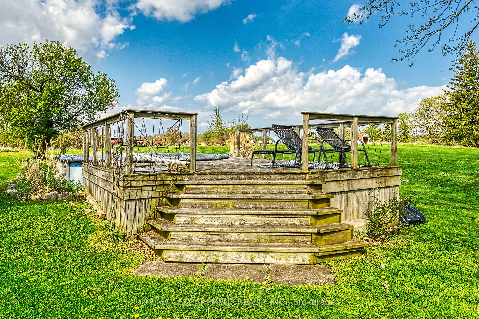1214 Golf Club Road