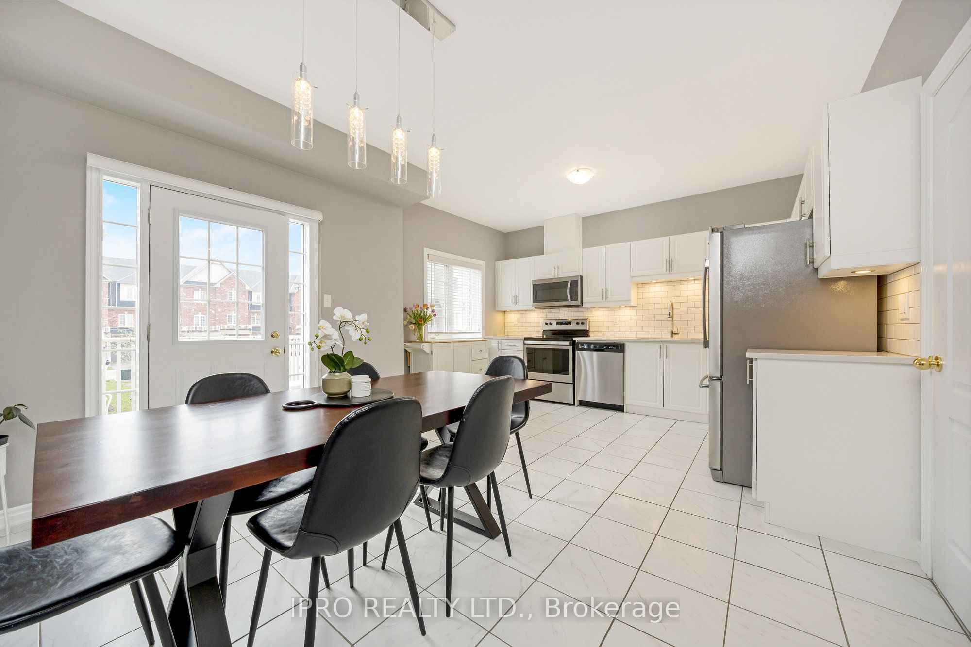 88 Decorso Drive, #5