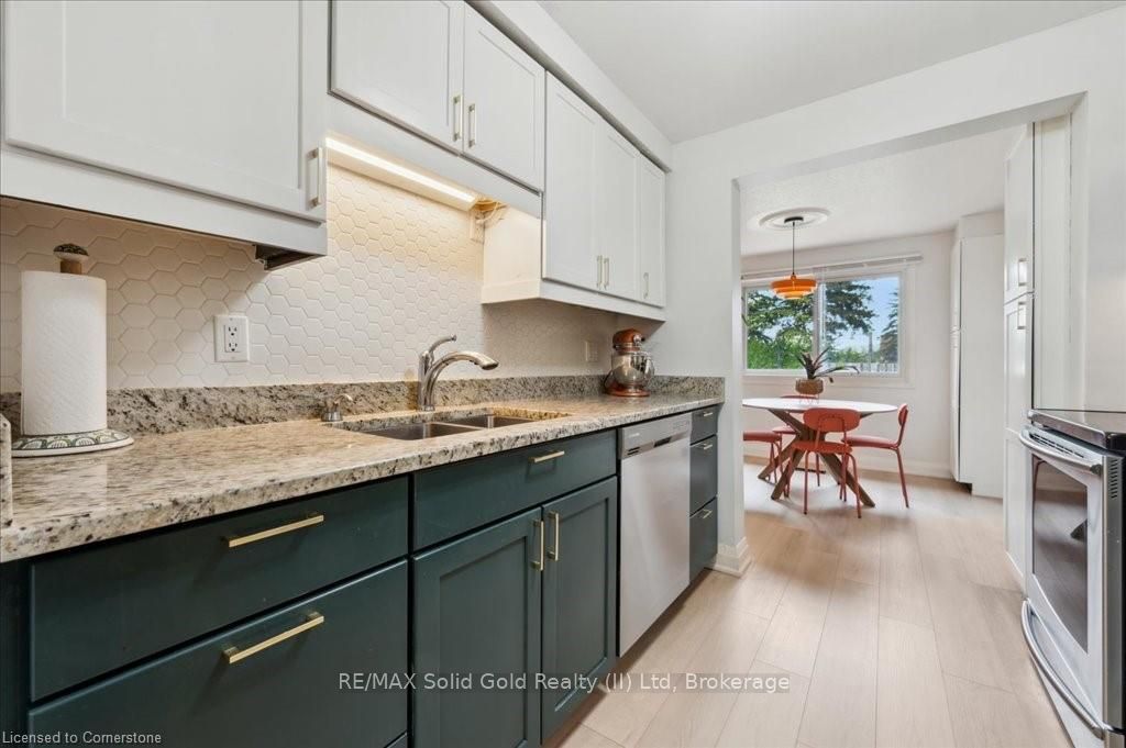 104 Kingswood Drive, #17