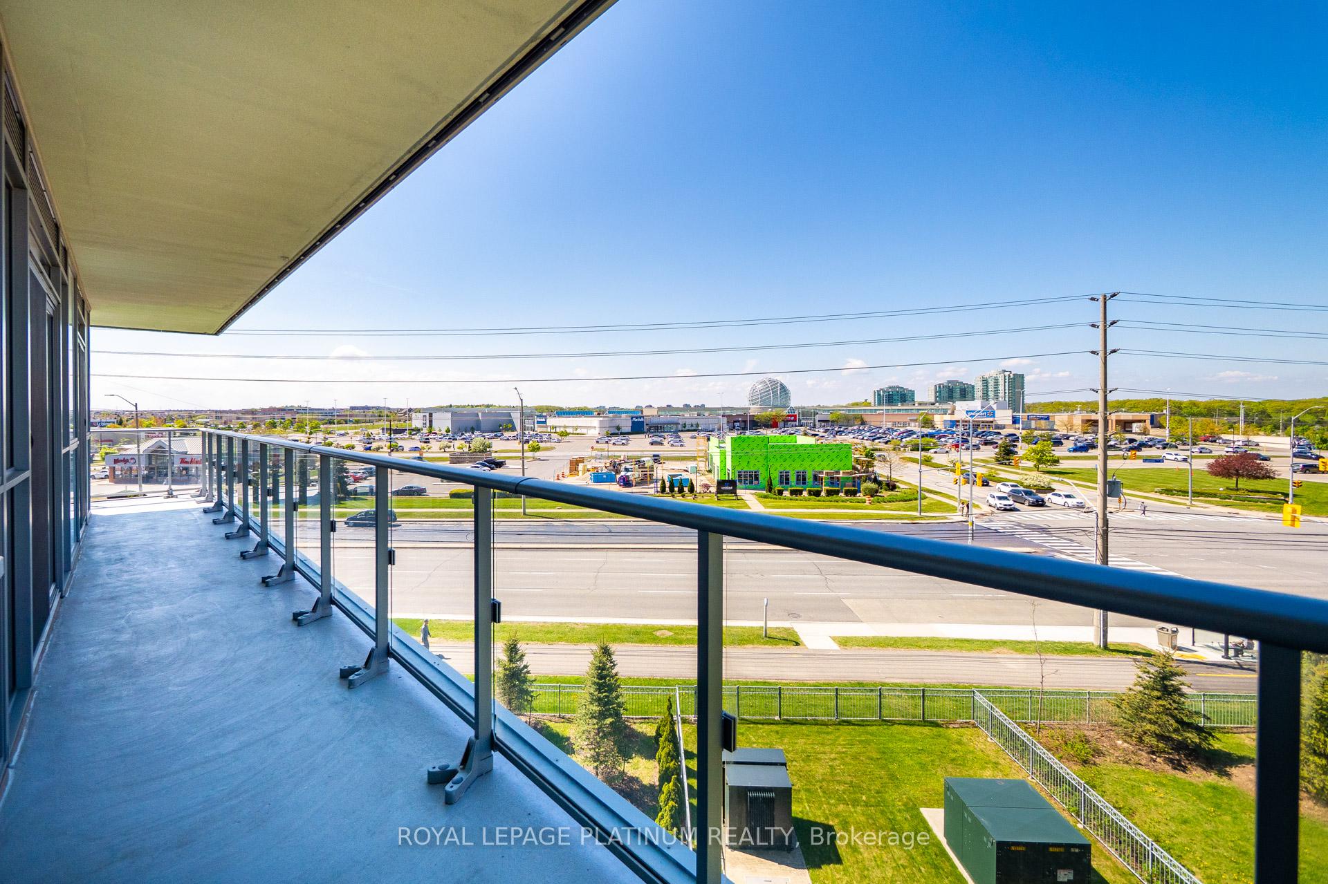 3 Bedrooms Condo at 4699 Glen Erin, Mississauga For sale