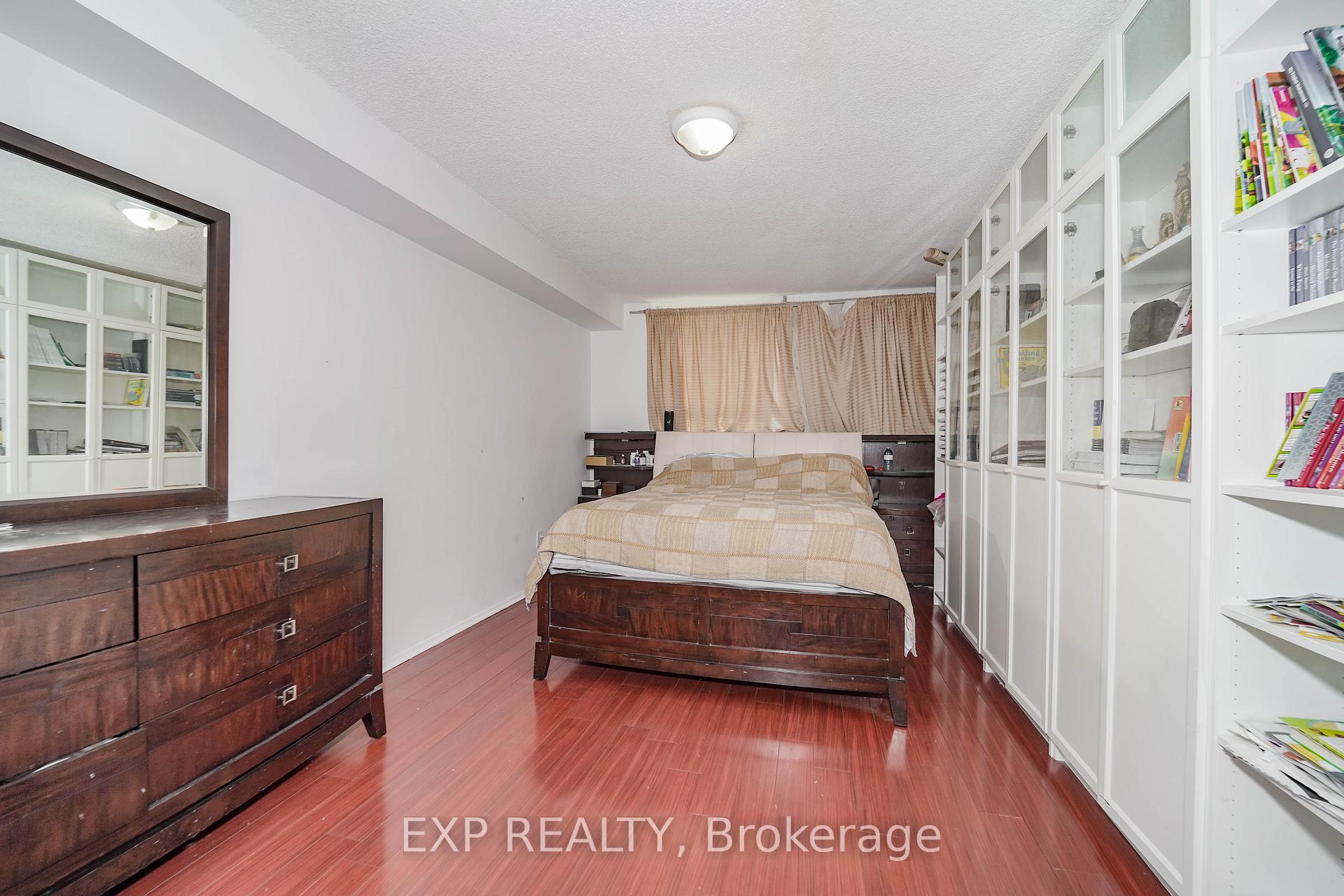 2 Bedrooms Condo at 236 Albion, Toronto For sale