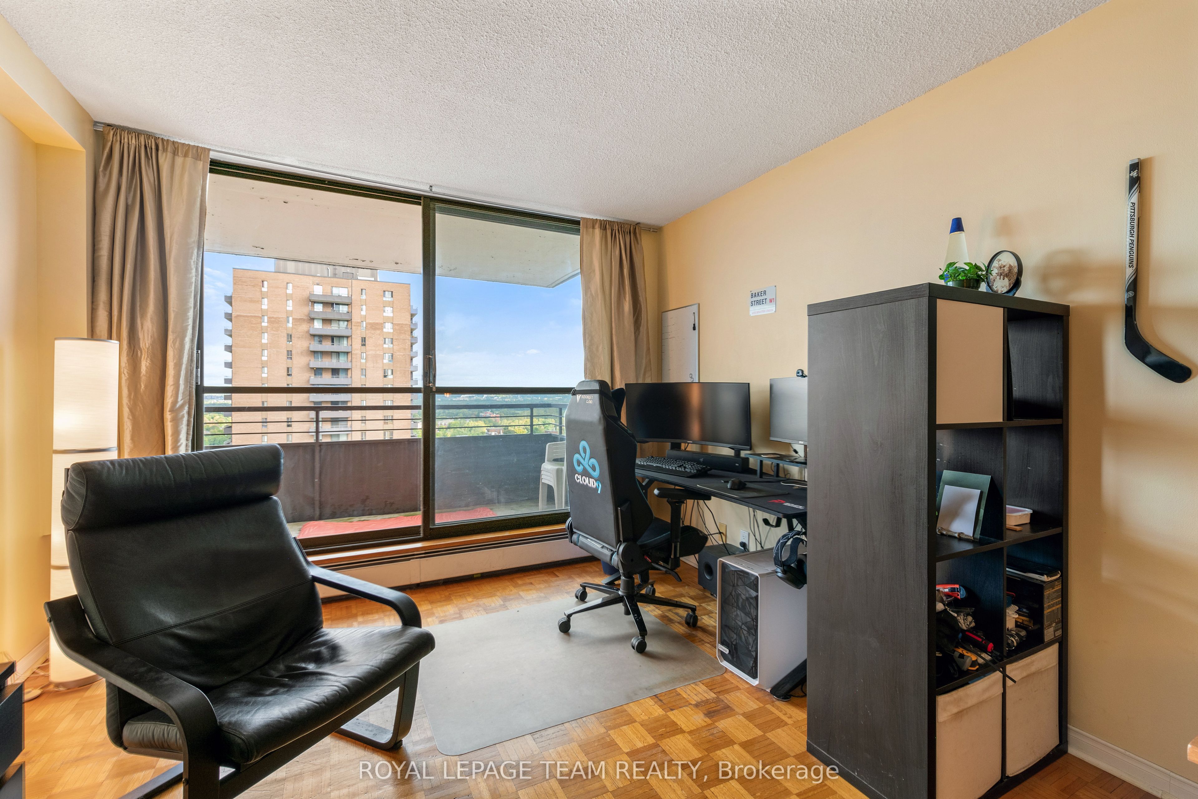 515 ST LAURENT Boulevard, #1909