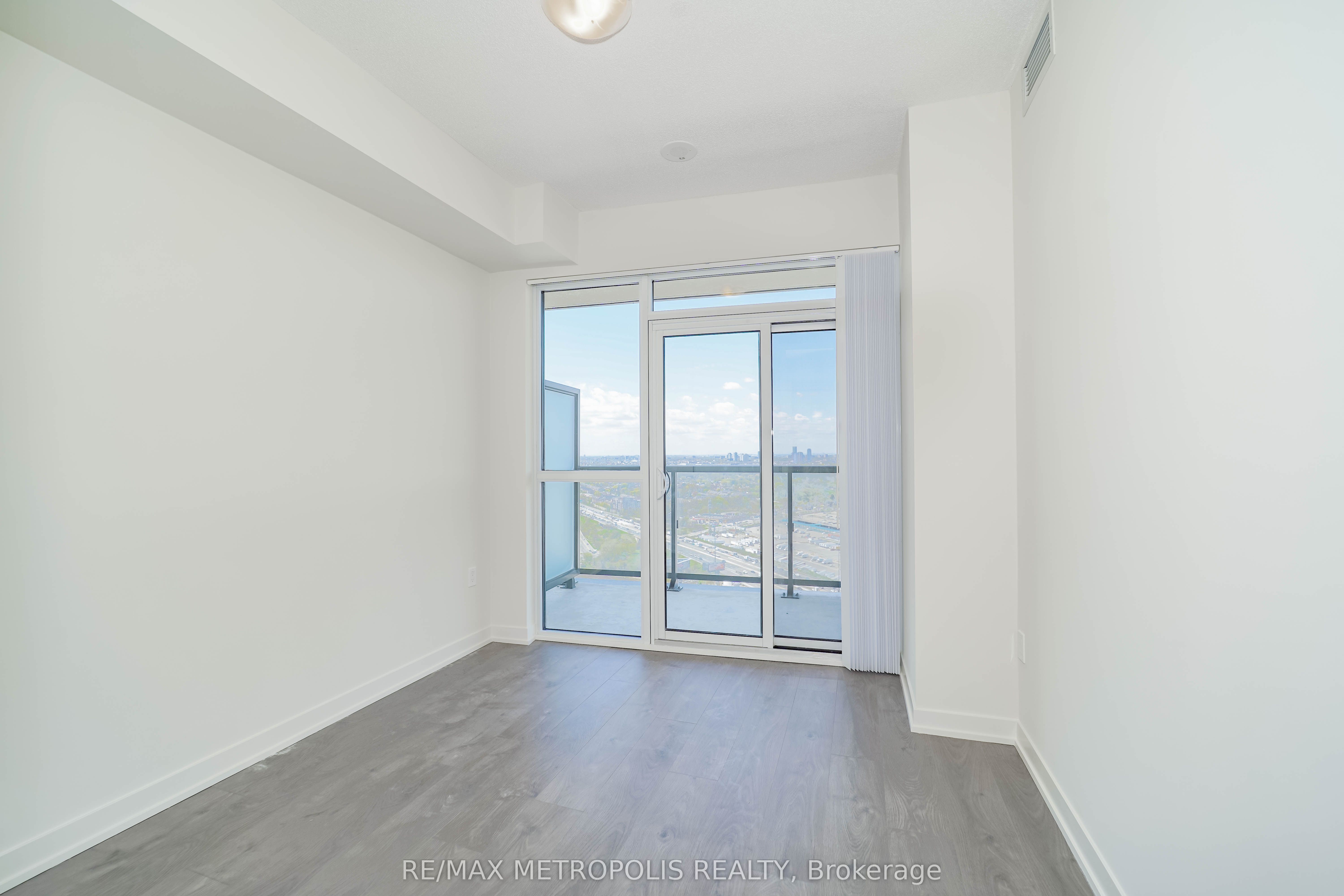 38 Annie Craig Drive, #3611
