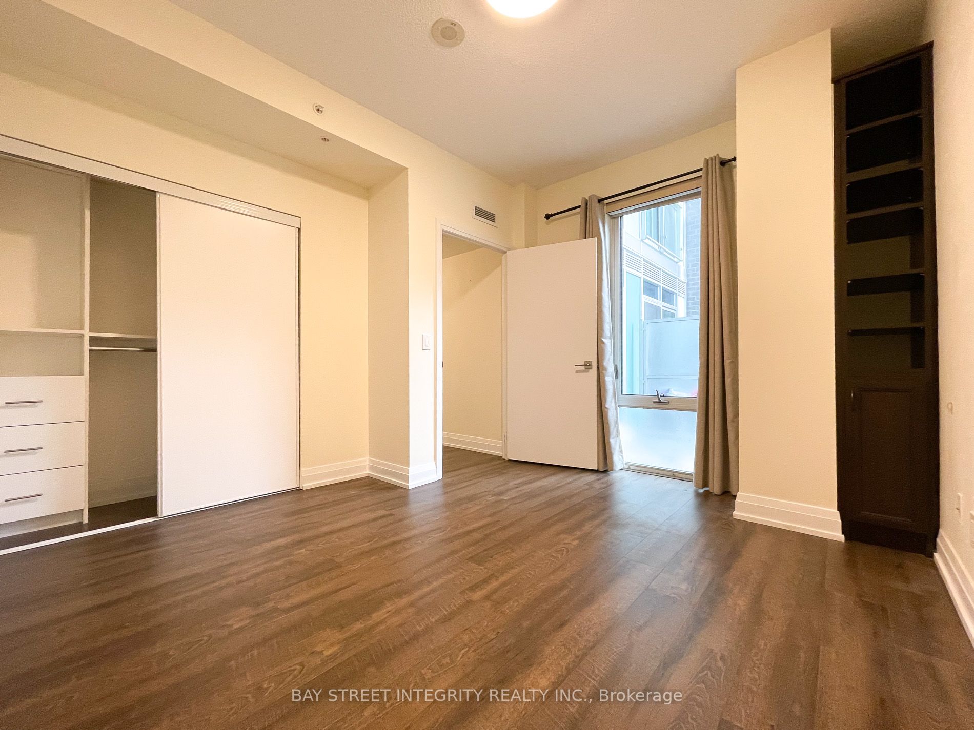 565 Wilson Avenue, #W120