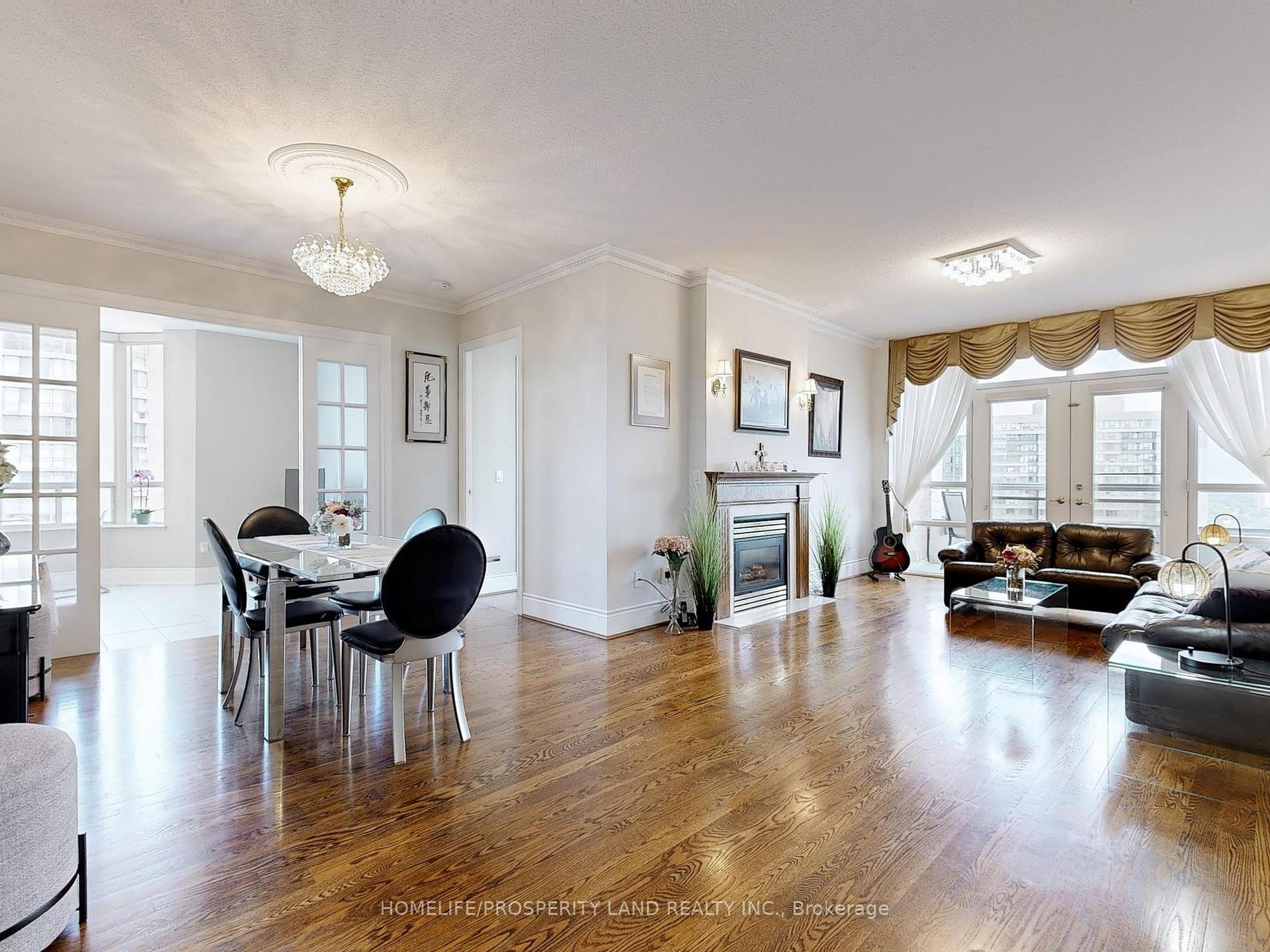 3 Bedrooms Condo at 89 Skymark, Toronto For sale