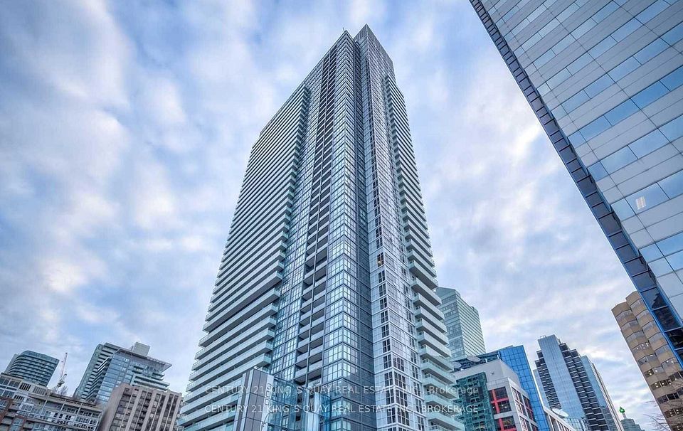 300 Front Street