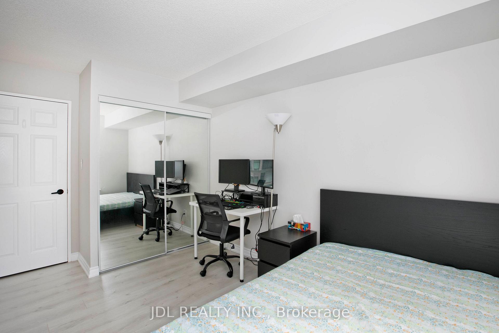2 Bedrooms Condo at 35 EMPRESS, Toronto For sale