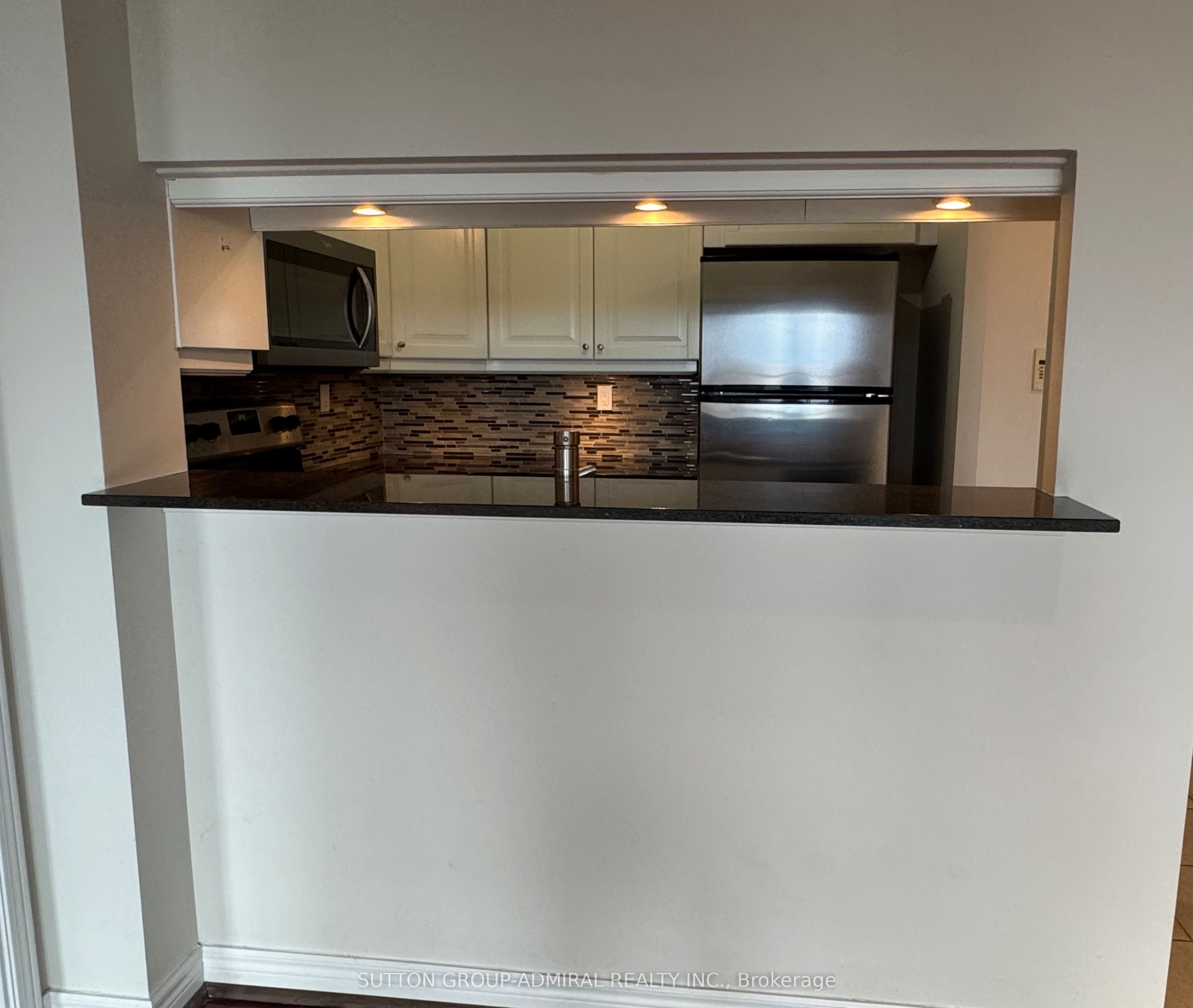 2 Covington Road E, #602