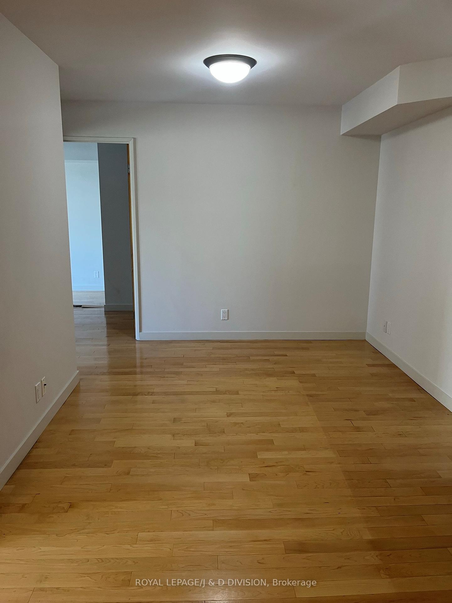 3 Bedrooms Condo at 1005 King,  Toronto For sale