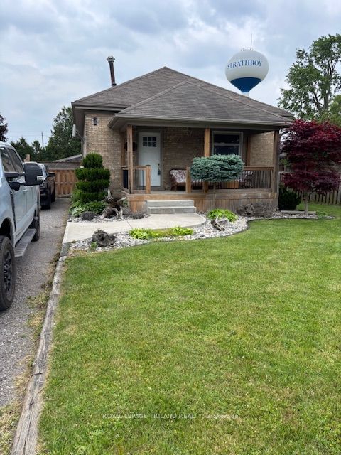 118 Scott Street, Strathroy-Caradoc, ON N7G 1K3