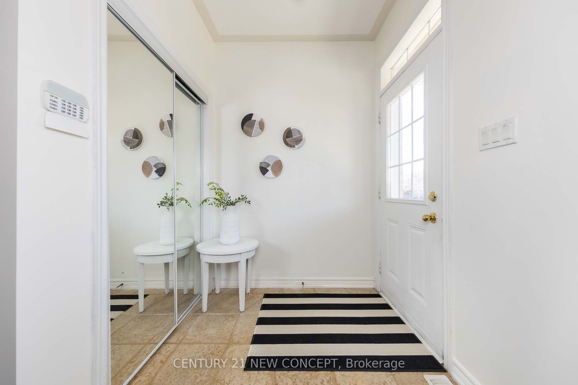 154 Gauguin Avenue, Vaughan, ON L4J 9J5
