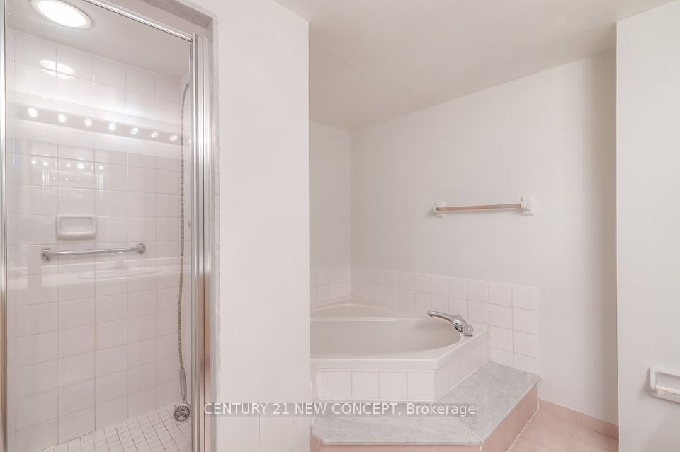 https://trreb-image.ampre.ca/Vvzd4XSX46ECgJ6P1Tzcit1IDau3RA3QuhNMv7Emuoo/rs:fit:960:960/wm:.5:so:0:50:.4/wmsh:10/wmt:PHNwYW4gZm9yZWdyb3VuZD0nd2hpdGUnIGZvbnQ9JzY4Jz5DRU5UVVJZIDIxIE5FVyBDT05DRVBULCBCcm9rZXJhZ2U8L3NwYW4-/L3RycmViL2xpc3RpbmdzLzQwLzg1LzM0LzU4L3AvNWQ2NWYwM2UtODNmZS00MmZlLTgwZDktY2Q1NThhZDA4Y2M2LmpwZw.jpg