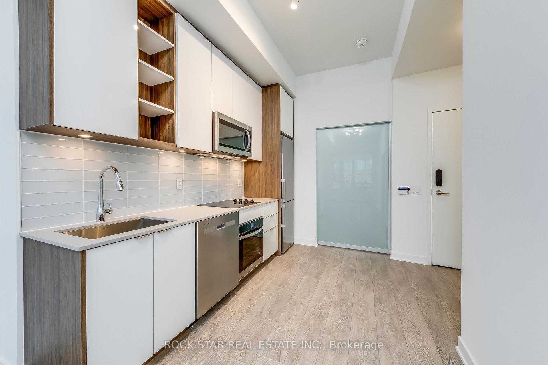 2 Bedrooms Condo at 543 Richmond,  Toronto For sale