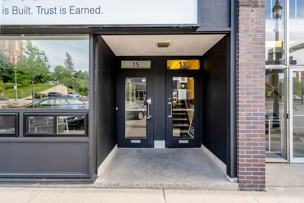 15 Collier Street