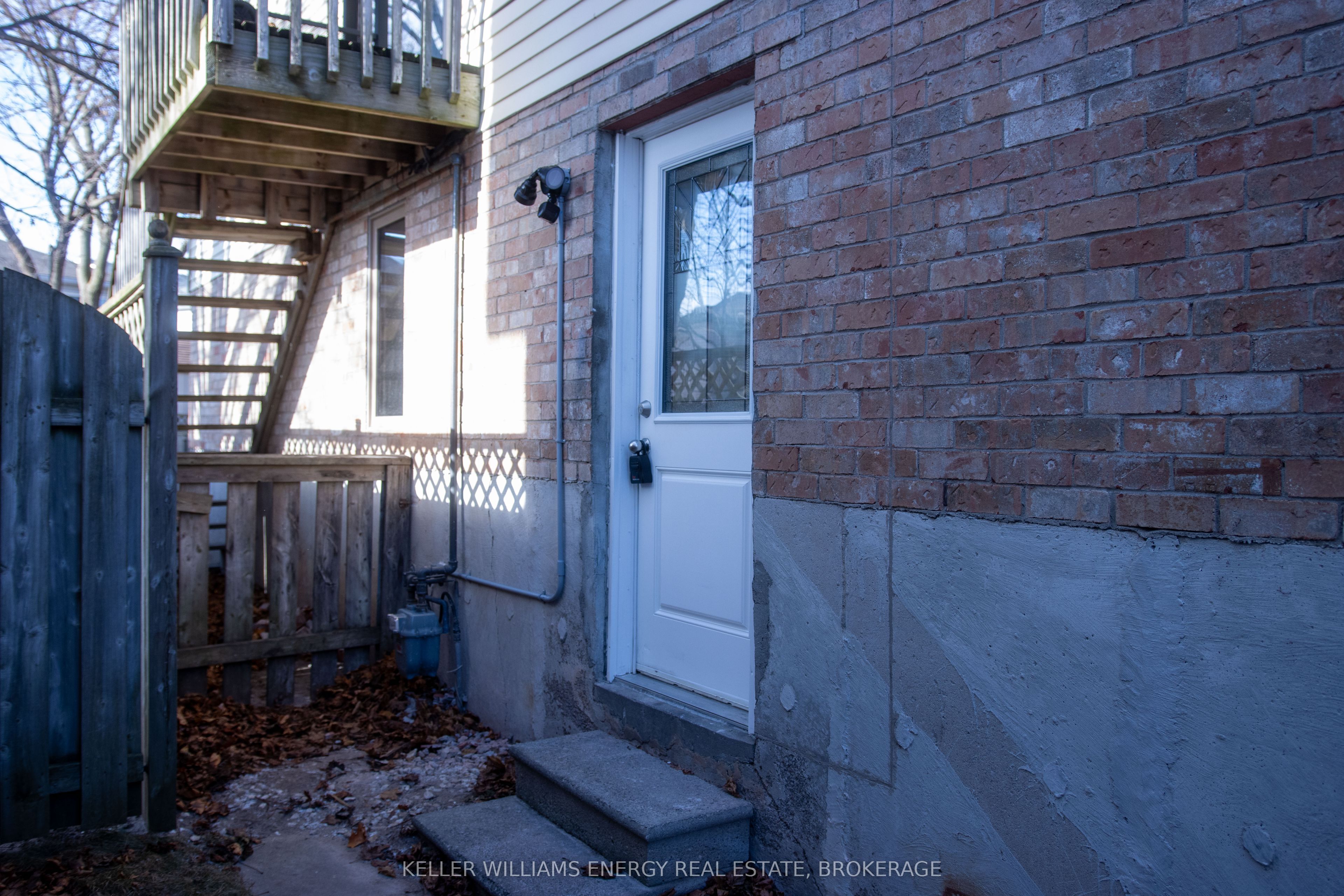 850 Bennett Court #Bsmt, Oshawa Pinecrest